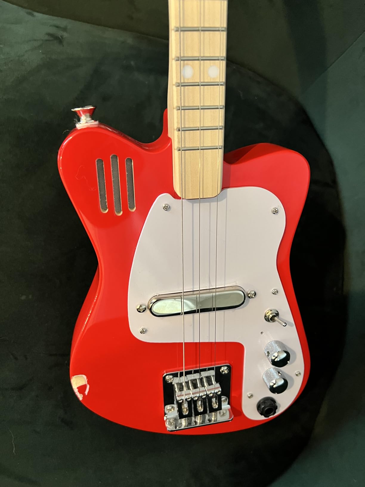 Loog Mini Electric kids Guitar for Beginners built-in Amp Ages 3+ Learning App and Lessons Included customer photo 1