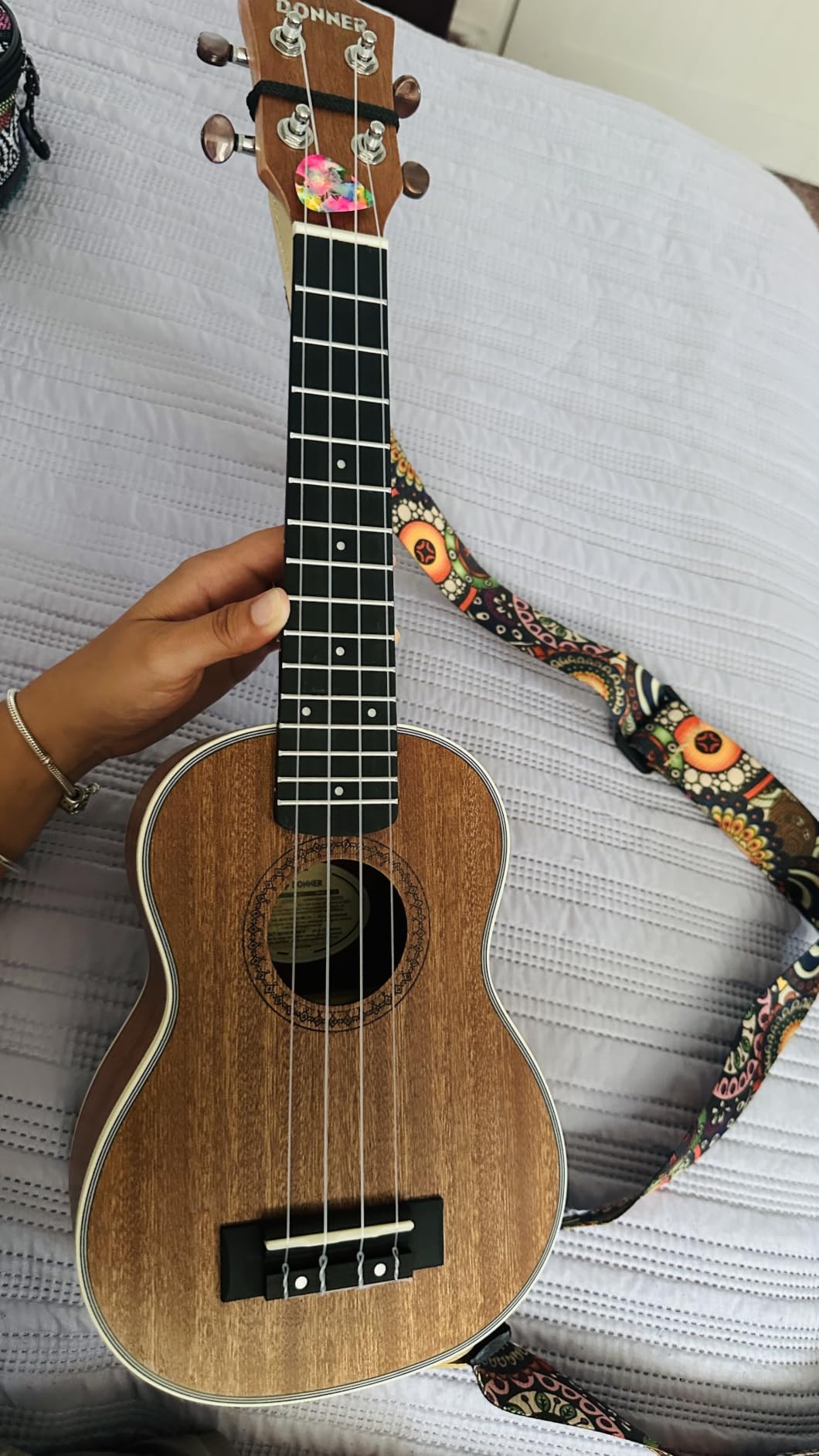 Donner Concert Ukulele Professional 23 Inch Mahogany Ukelele for Adult Beginner Ukele Bundle with Online Lesson Gig Bag Aquila String Pick Tuner Strap Cloth DUC-200B Drak Green customer photo 1