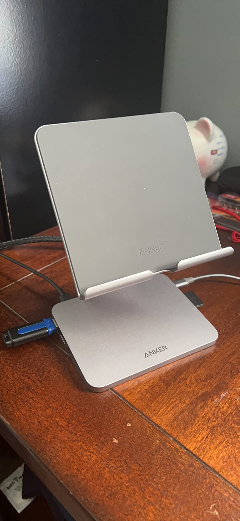 Anker USB C Hub for iPad, 551 USB-C Hub (8-in-1), with Foldable Tablet Stand, 4K HDMI, 2 USB-A Data Ports, for iPad Pro 5th Gen/Air 5th Gen/Mini 6th and Later customer photo 2