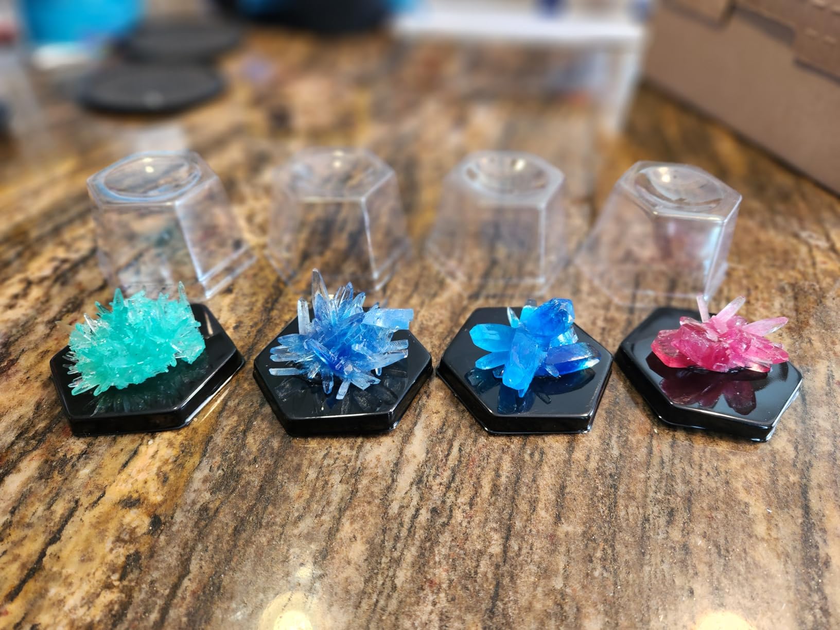 Light-up Crystal Growing Kit for Kids - Science Kits for Kids Age 8-12 - 6 7 8 9 10 Year Old Boy Birthday Gifts - Gifts for Girls - STEM Toys for 7 Year Old Boys, Experiment Crafts customer photo 1