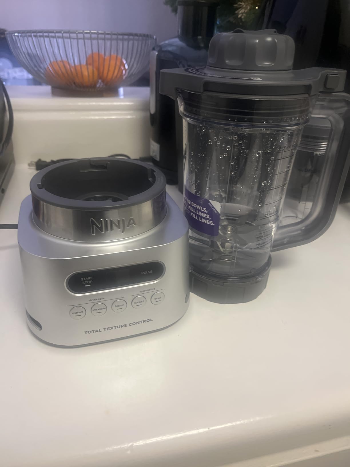 Ninja SS151 TWISTi Blender DUO, High-Speed 1600 WP Smoothie Maker & Nutrient Extractor, 5 Functions Smoothie, Spreads & More, smartTORQUE, 34-oz. Pitcher & (2) To-Go Cups, Gray customer photo 2