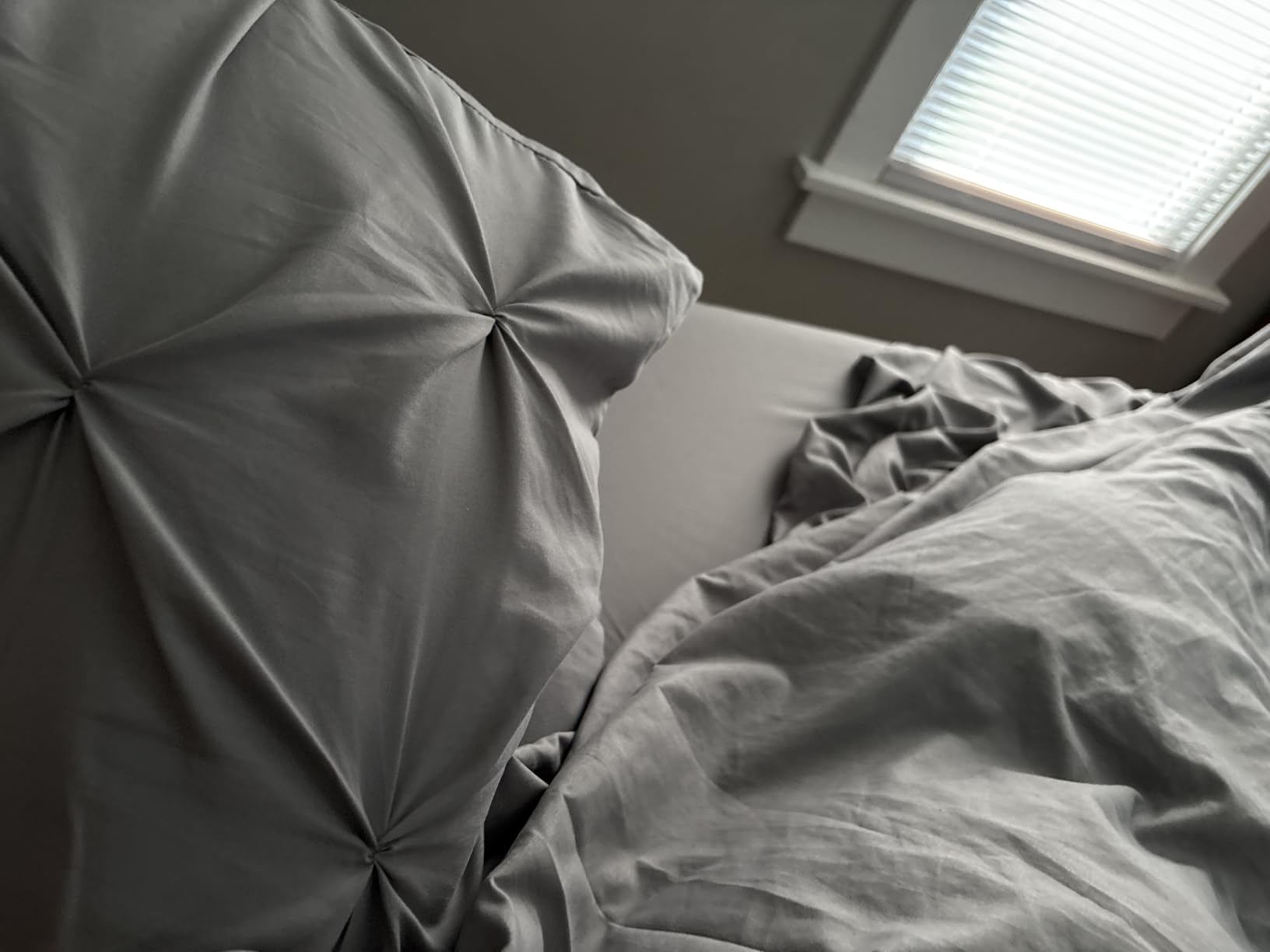 Bedsure Twin XL Comforter Set Grey - Dorm Room Essentials, Extra Long Twin XL Bedding Set with Sheets, All Season Down Alternative Comforter with Sheets, Pillowcase & Sham customer photo 2