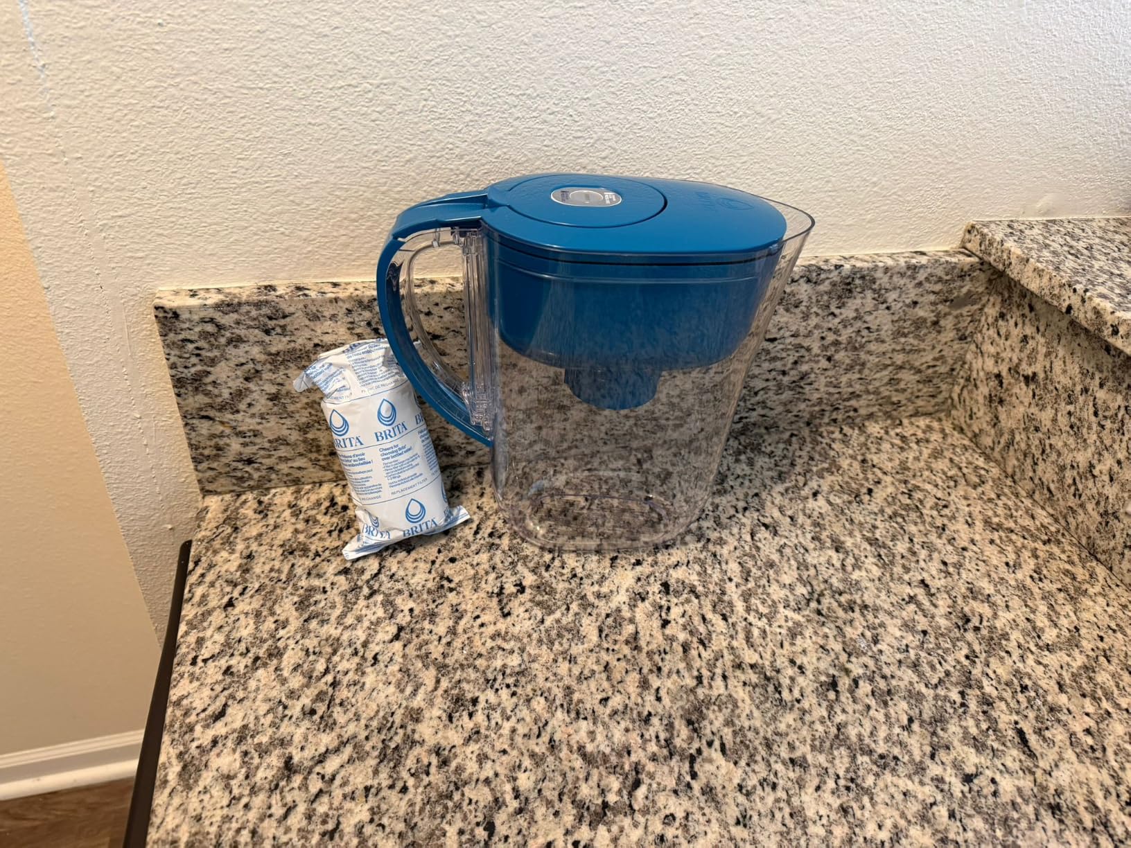 Brita Metro Small 6-Cup Water Filter Pitcher, WQA NSF/ANSI Certified, Mini-Fridge Friendly, Removes Chlorine Taste & Odor, Reduces Zinc, Copper & Mercury, 1 Standard Filter, Lasts 2 Months, White customer photo 1