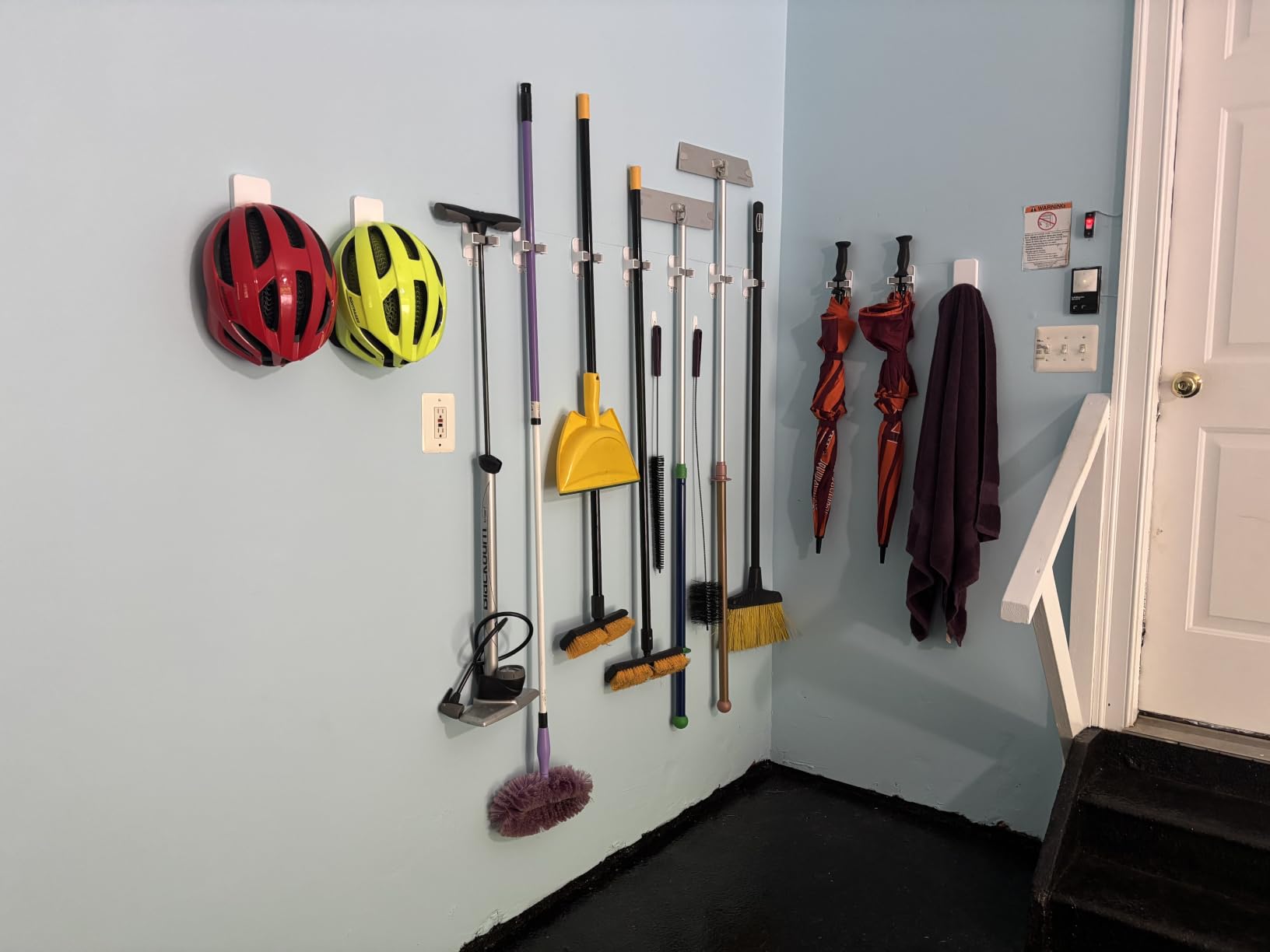 15 Lb XL Heavyweight Wall Hook, Damage Free Hanging Wall Hook with Adhesive Strips, Heavy Duty Single Wall Hook for Hanging Back to School Organizers, 2 White Hooks and 8 Strips customer photo 1