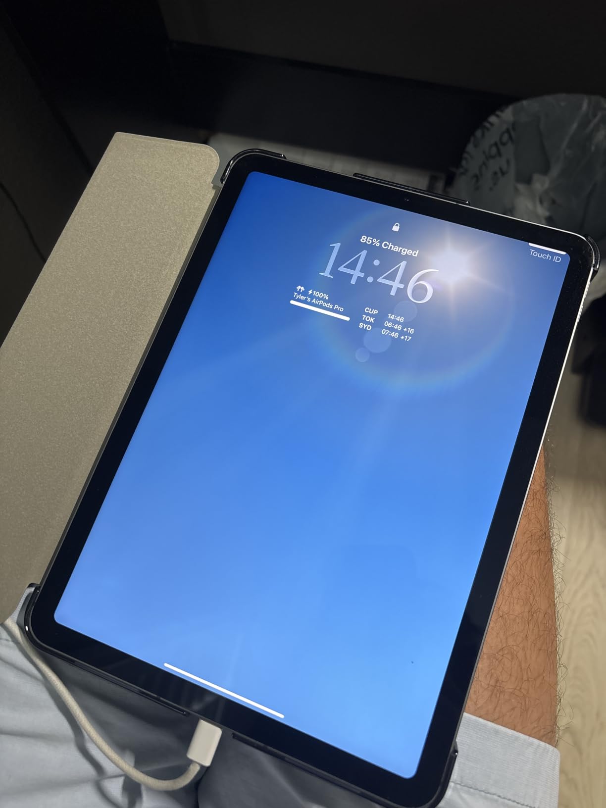 Apple iPad Air (5th Generation, 10.9-inch, 2022), 64GB, Wi-Fi, Blue (Renewed) customer photo 1