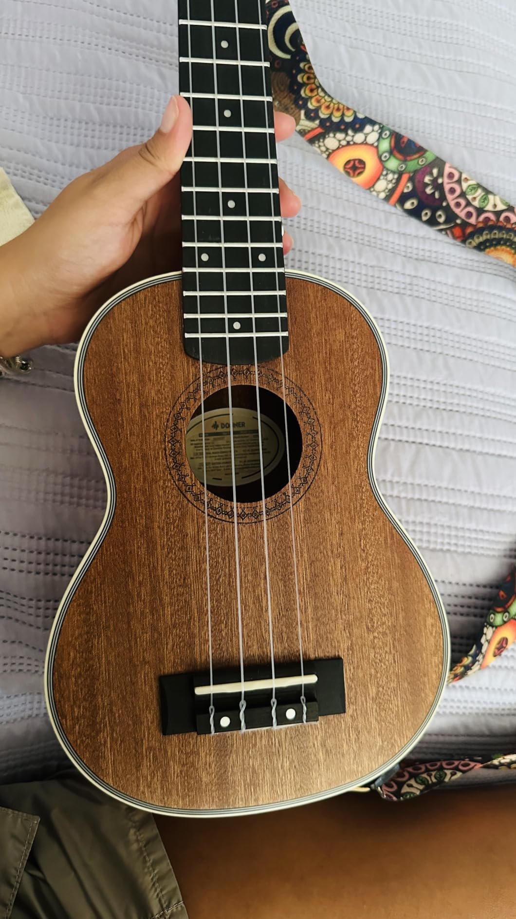 Donner Soprano Ukulele Mahogany 21 inch Ukelele Beginner Kit Online Lesson Gig Bag Strap Nylon String Tuner Picks Cloth DUS-1 Ukalalee Set Christmas Gift customer photo 1