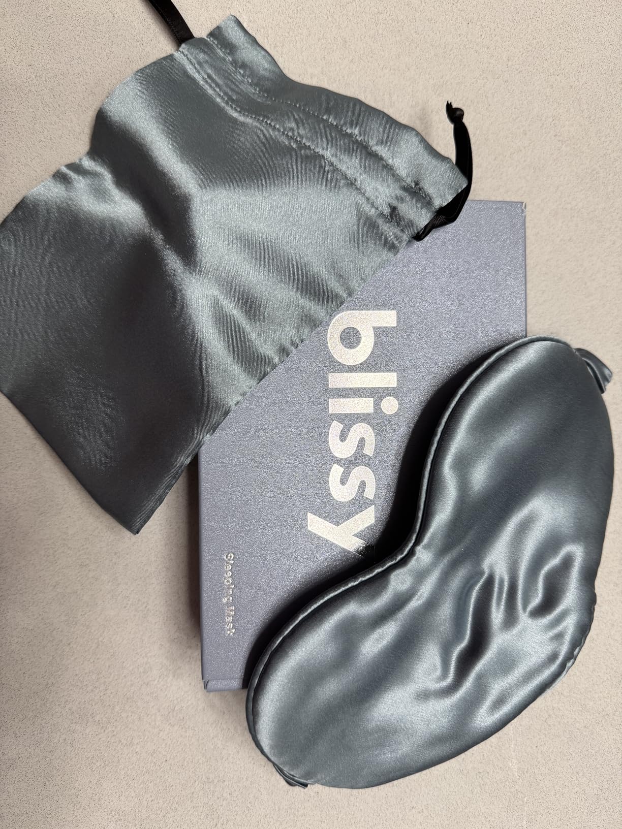 Blissy Silk Sleep Mask - Eye Sleeping Mask for Women & Men for Total Blackout - 100% Pure Mulberry Silk, 22 Momme 6a Fibers - Blindfold Sleep Mask Side Sleeper Eye Cover (Non Adjustable) customer photo 2