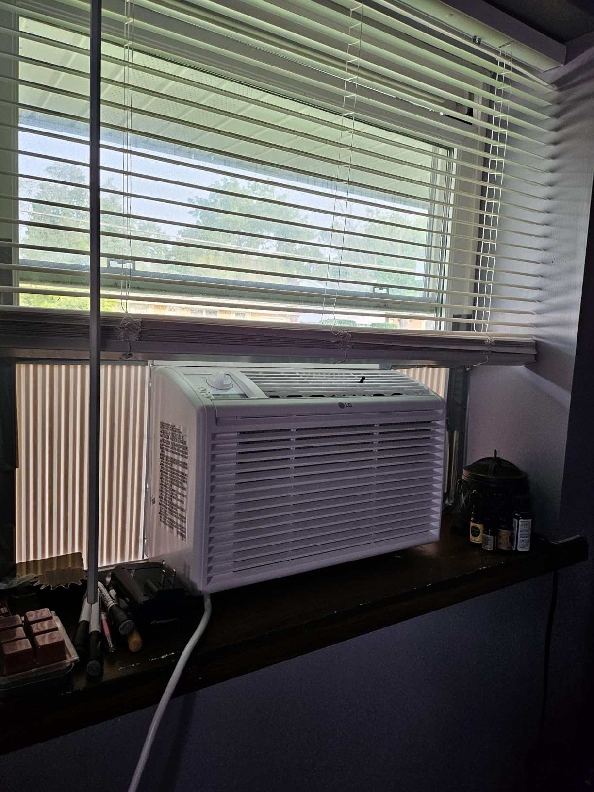 LG 5000 BTU Window Air Conditioners [2023 New] Easy Mechanical Control Ultra-Quiet Compact-size Cools Washable Filter 150 Sq.Ft. for Small Room AC Unit Easy Installation White LW5023 customer photo 2