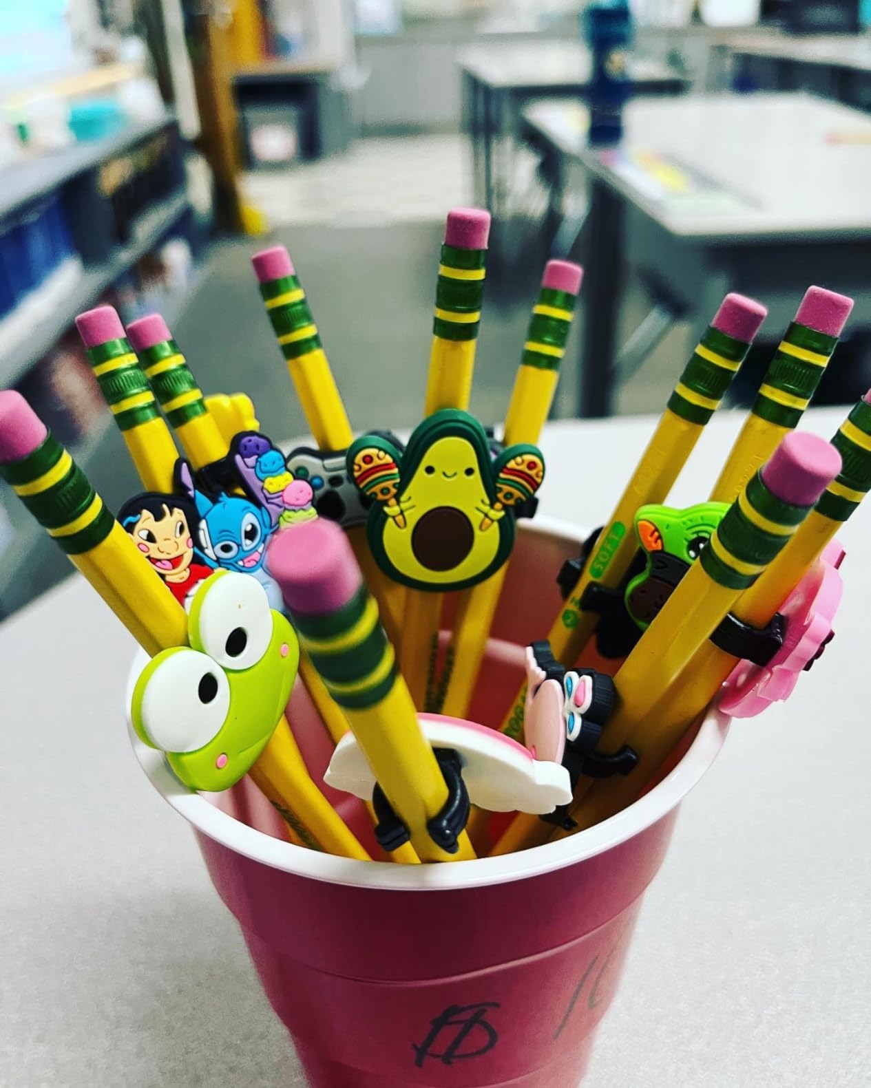 YEALQU 30PCS Random Different Pencil Topper Decoations Cute PVC Pencil Toppes Lovely Black Clip for Pupil/Junior Students Gifts Awards customer photo 2