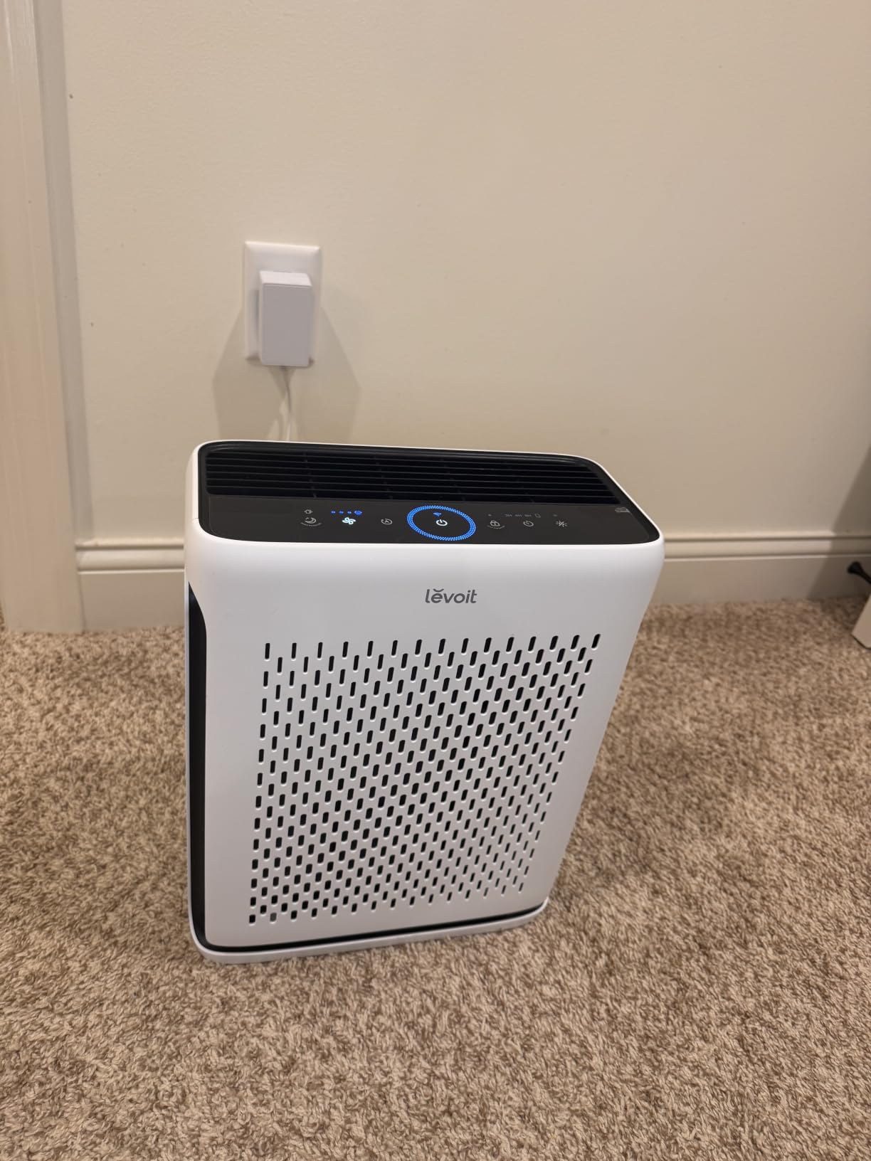 LEVOIT Air Purifier for Home Pets Bedroom Dorm Room Washable Pre-Filter | Quiet HEPA Sleep Mode for Pets, Allergens, Pollen, Smoke, Smart Monitor, AHAM VERIFIDE, Up to 1073Ft², Vital 100S-P, White customer photo 2