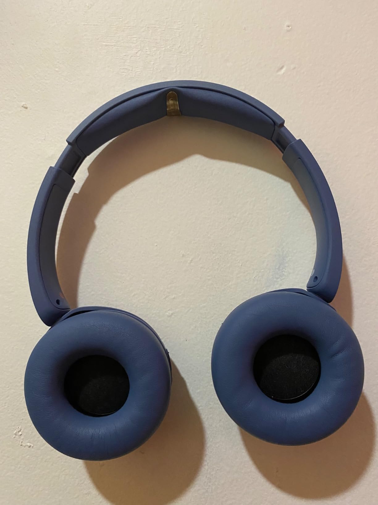Sony WH-CH520 Wireless Bluetooth Headphones, Up to 50 Hours Battery Life with Quick Charge Function, On-Ear Model, Lightweight Design customer photo 2