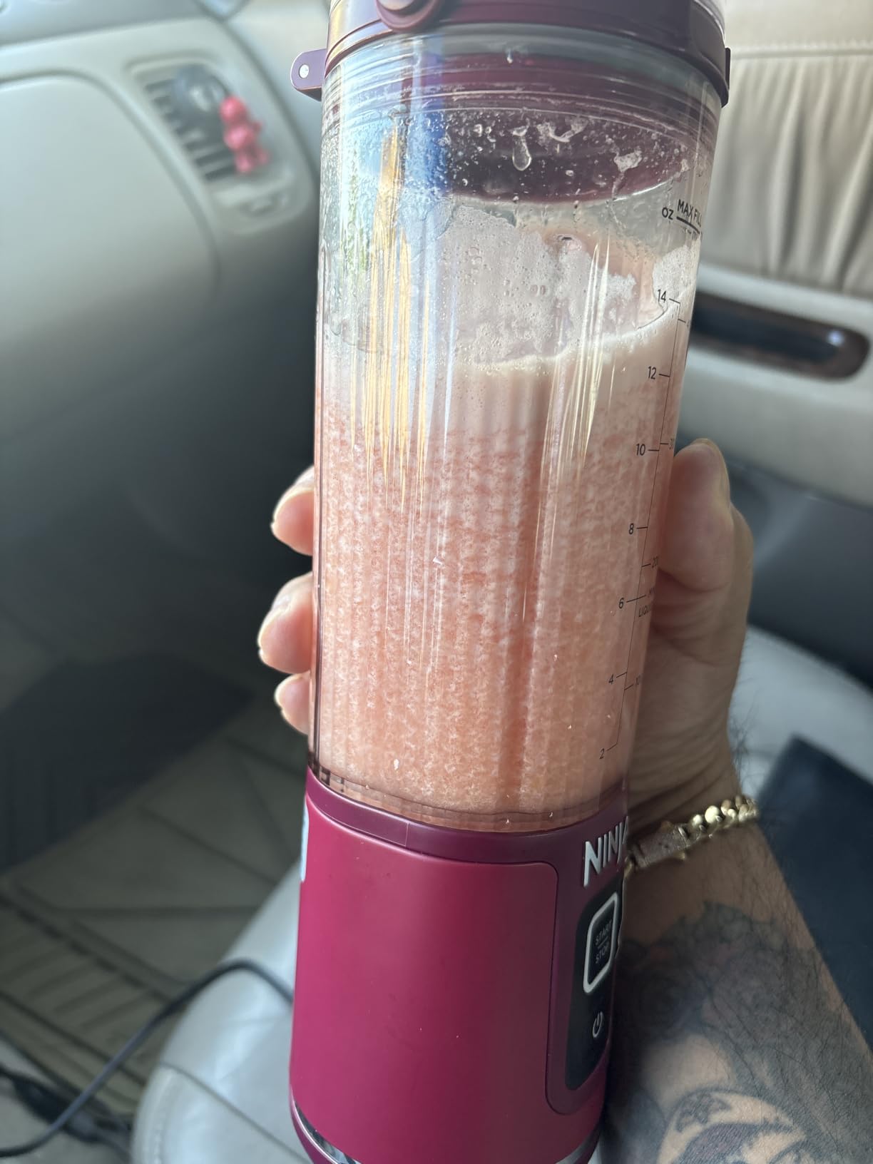 Ninja BC151NV Blast Portable Blender, Cordless, 18oz. Vessel, Personal Blender for Shakes & Smoothies, BPA Free, Leakproof Lid & Sip Spout, USB-C Rechargeable, Dishwasher Safe Parts, Denim Blue customer photo 2