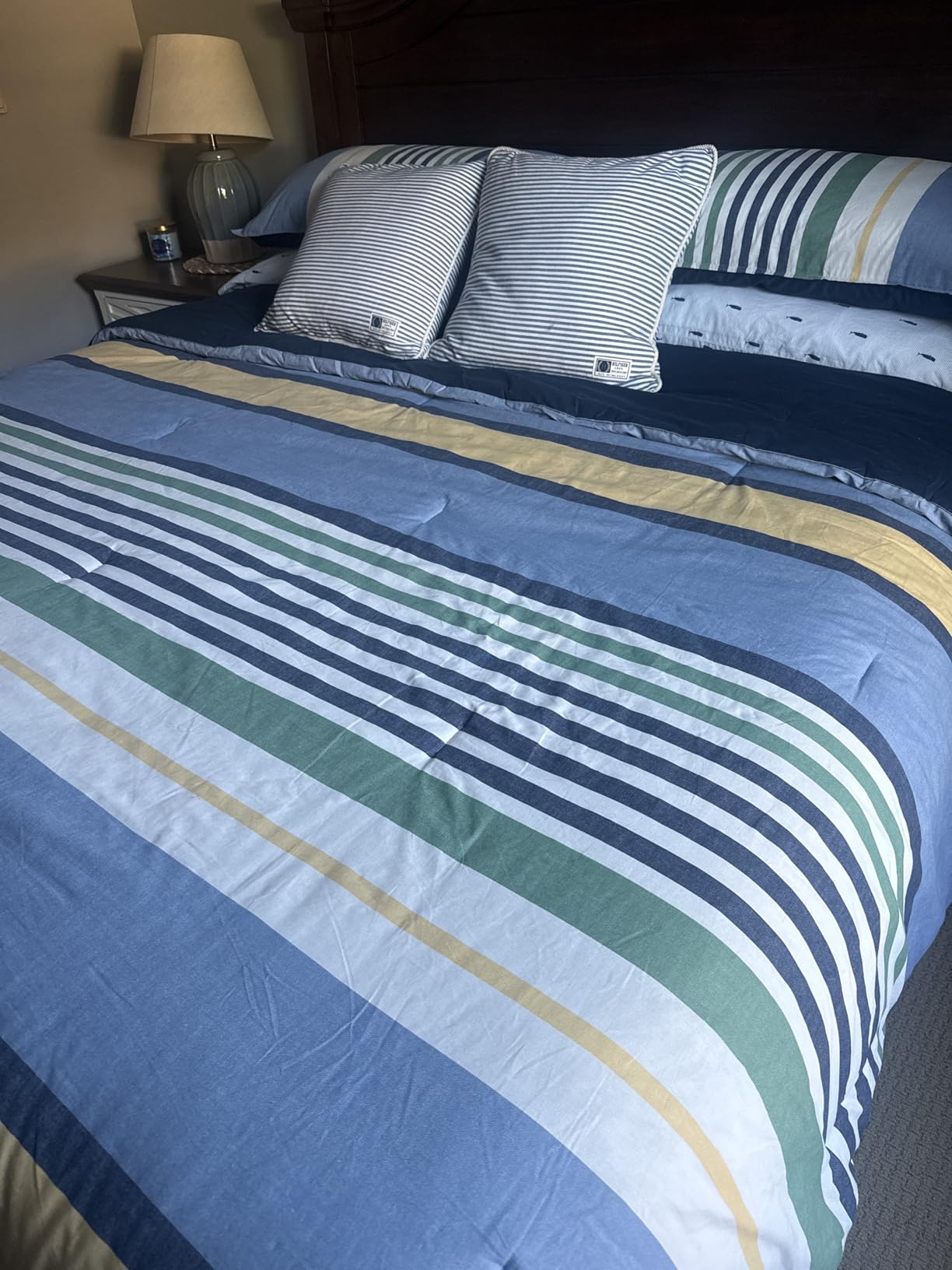 Nautica - Twin/Twin XL Bed in a Bag, Reversible Comforter Set with Stretch-to-Fit Fitted Sheet, Sham, Pillowcase & Laundry Bag, 5-Piece College Dorm Room Essentials (Captain's Blue/Green) customer photo 1
