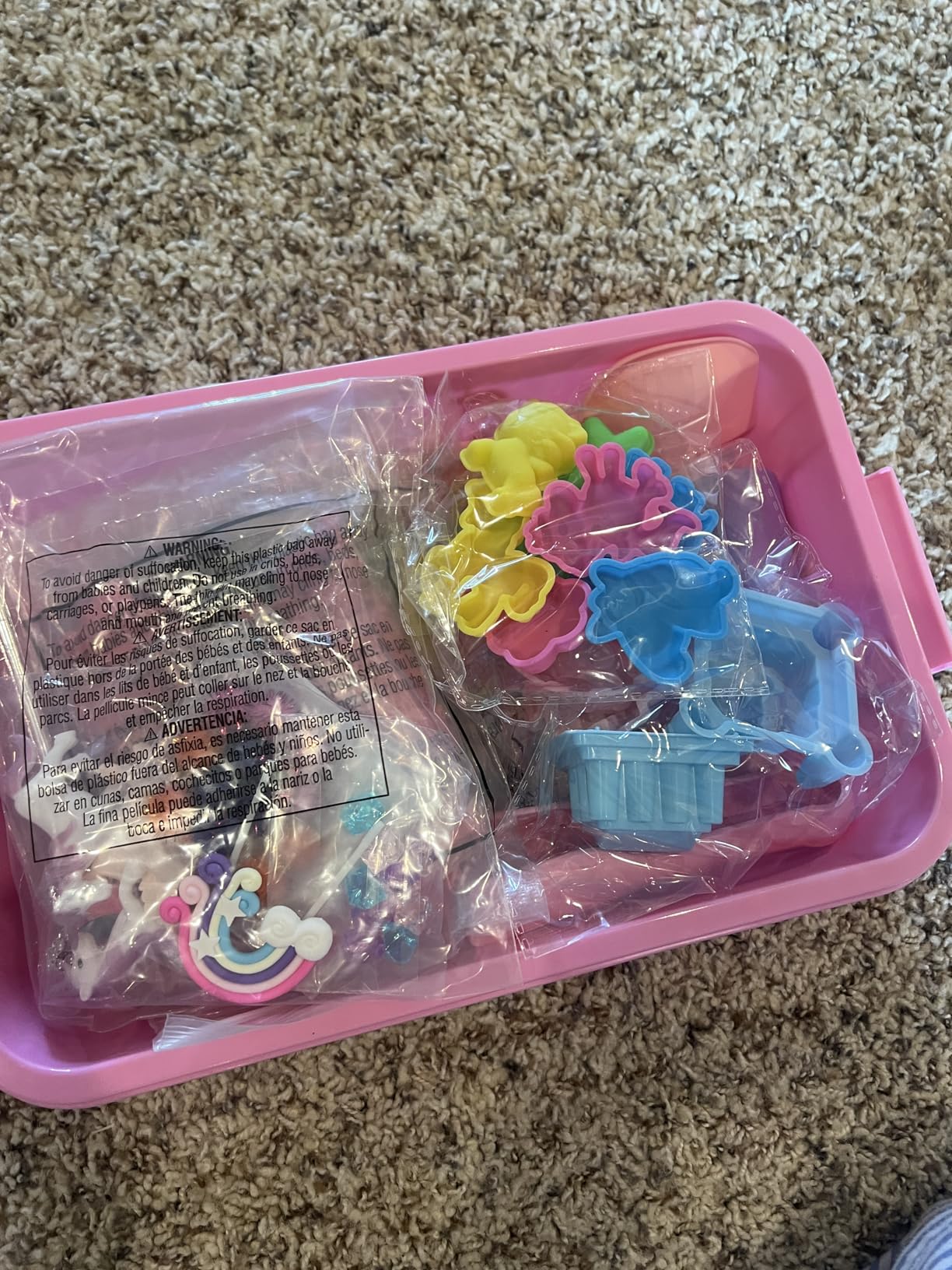 Carolart Unicorn Sensory Bin, Sand Box Kit with Sensory Sand for Girls | Unicorn sand kit, Sensory kit with castle molds and storage bin for creative play, girls gifts for toddlers ages 3+ customer photo 2