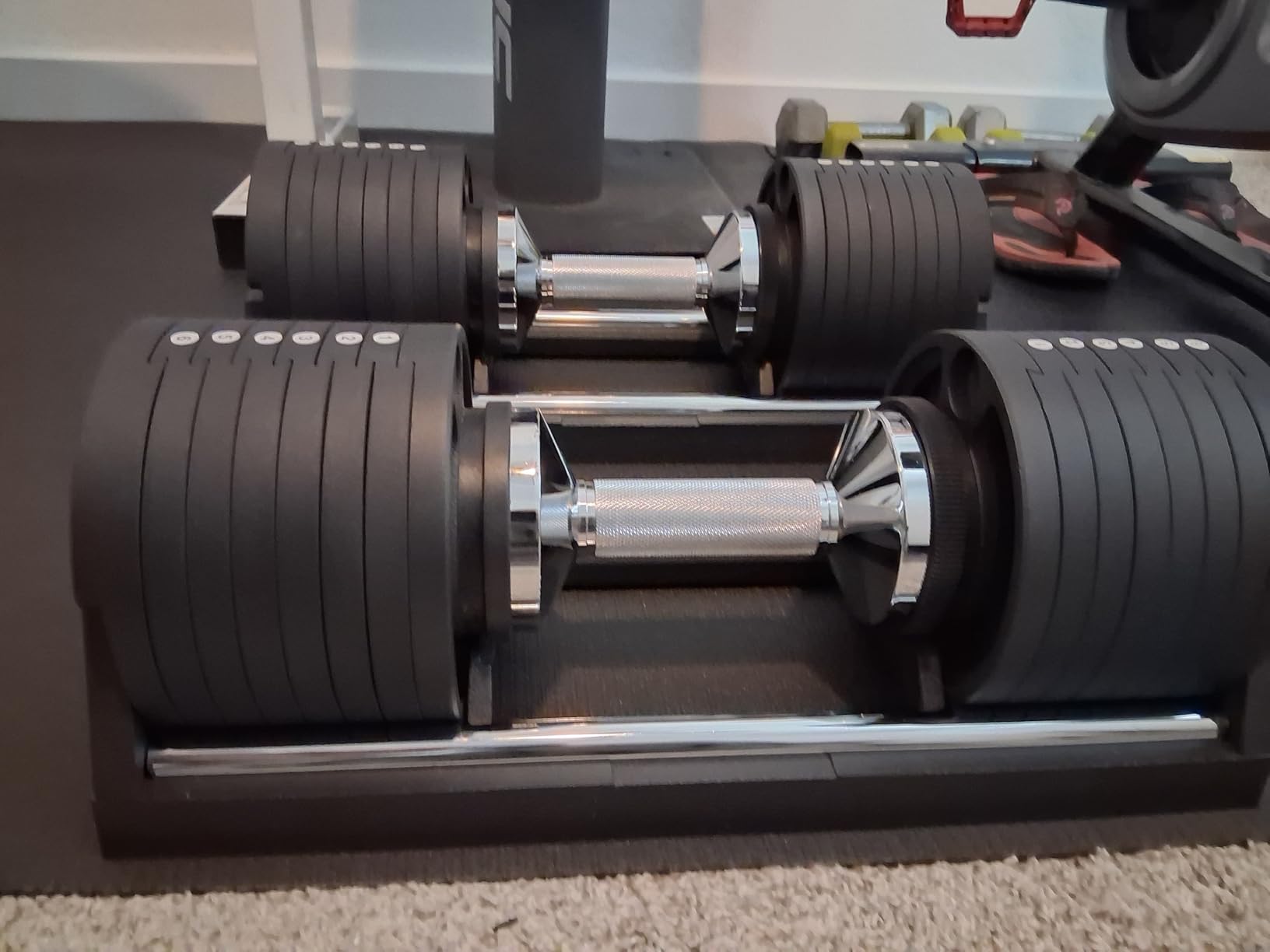 Snode AD80 Drop-proof Cast Iron Adjustable Dumbbells 80LBs | Knurled Chrome Handle, Fast Adjust, Compact Design customer photo 1