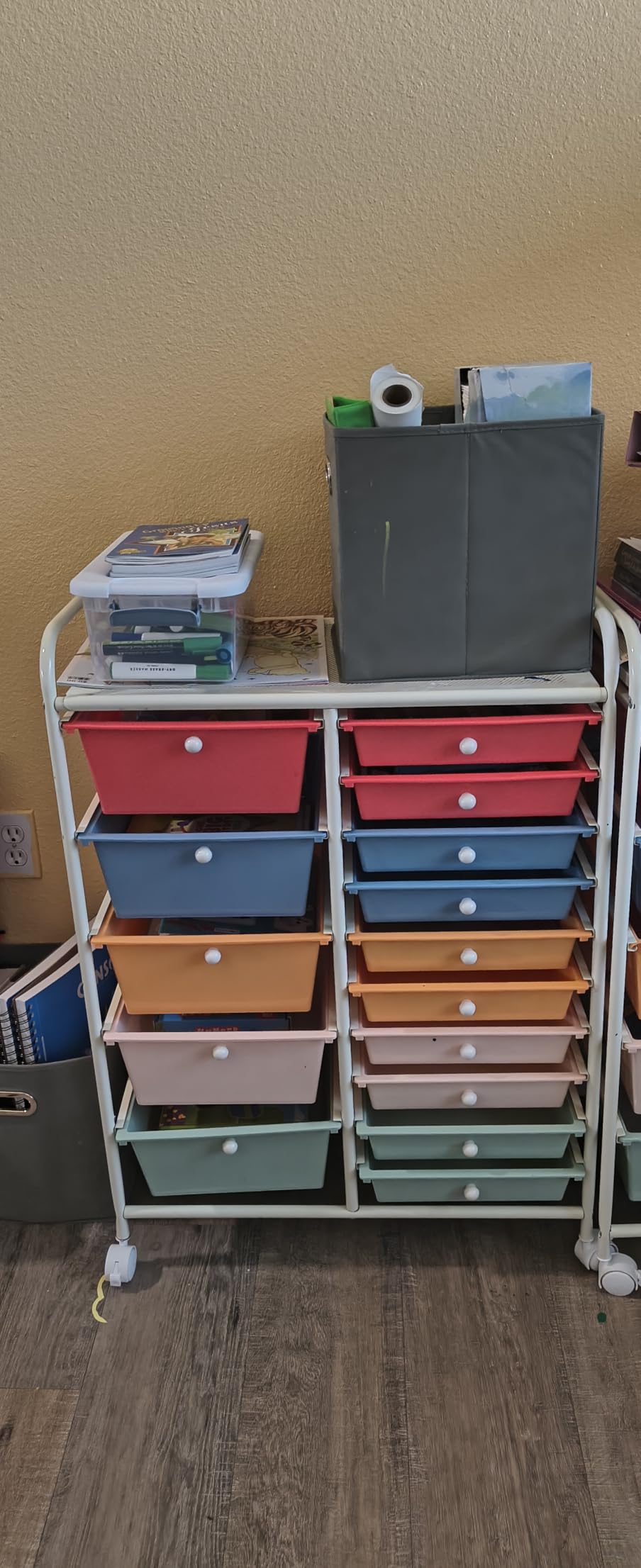 Giantex 15 Drawers Rolling Cart, Classroom Organizers with Wheels customer photo 1