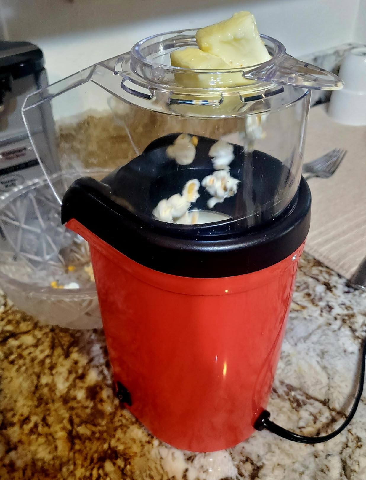 Tasty Hot Air Popcorn Popper, Healthy and Delicious Popcorn in Minutes, Fast and Easy-to-Use, Built-In Measuring Cup and Butter Warmer, 8 Cups, Aqua customer photo 2