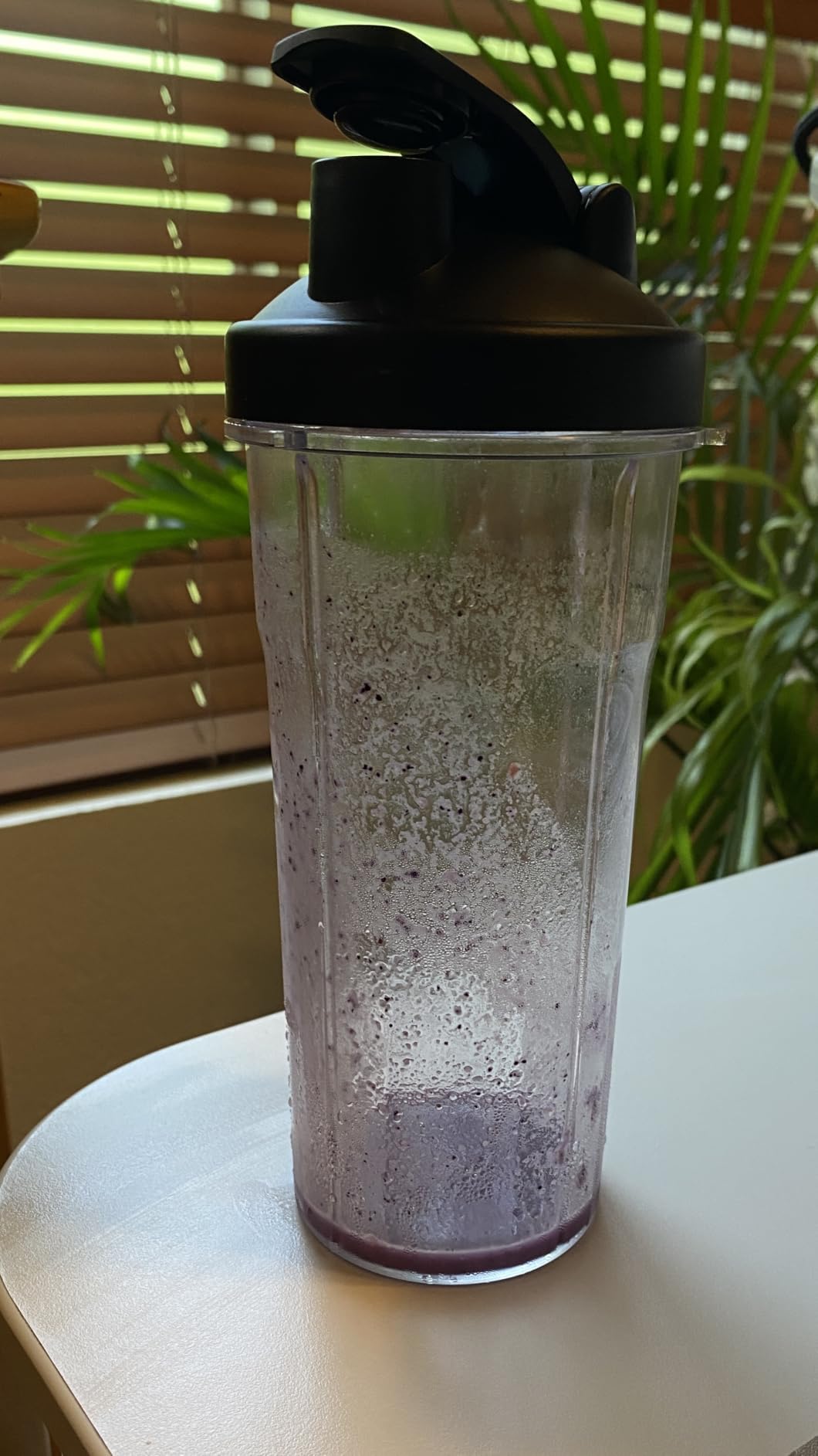 KOIOS Smoothie Blender Kitchen, 900W Personal Blenders with 3 To-Go Cups, (2) 23oz & 16oz Cups, Blend Smoothies Shakes Juices Frozen Drinks, Dishwasher Safe Part, Twist-Lock, 14Pcs, Recipe, Grey Blue customer photo 1