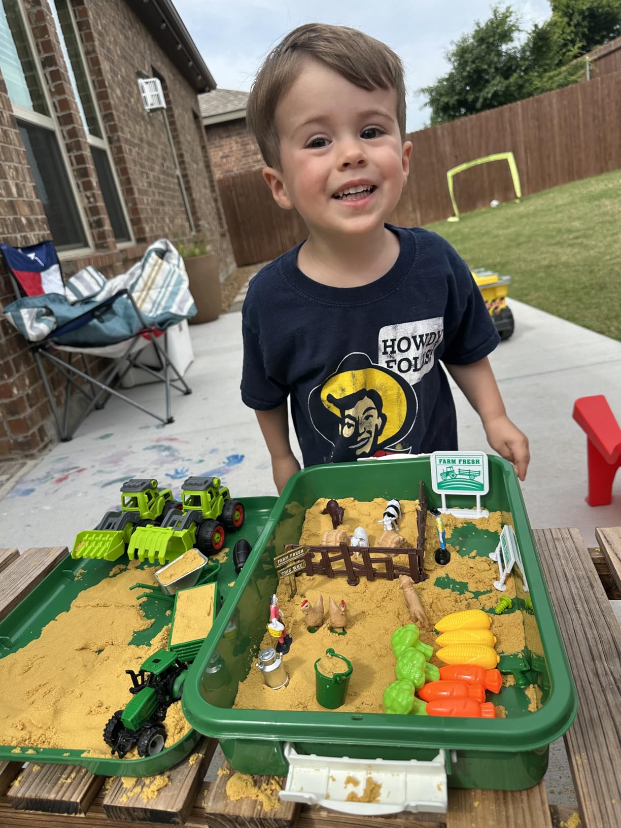 Farm Sensory Bin Toys with Play Sand Kit & Tractor for Toddlers 3-8 | Sand Box, 2.2lbs Sensory Sand Kit, Farm Animal Figures, Sandbox with Lid, Sands Toys, Farm Tools, Gift for Toddlers Kids customer photo 1