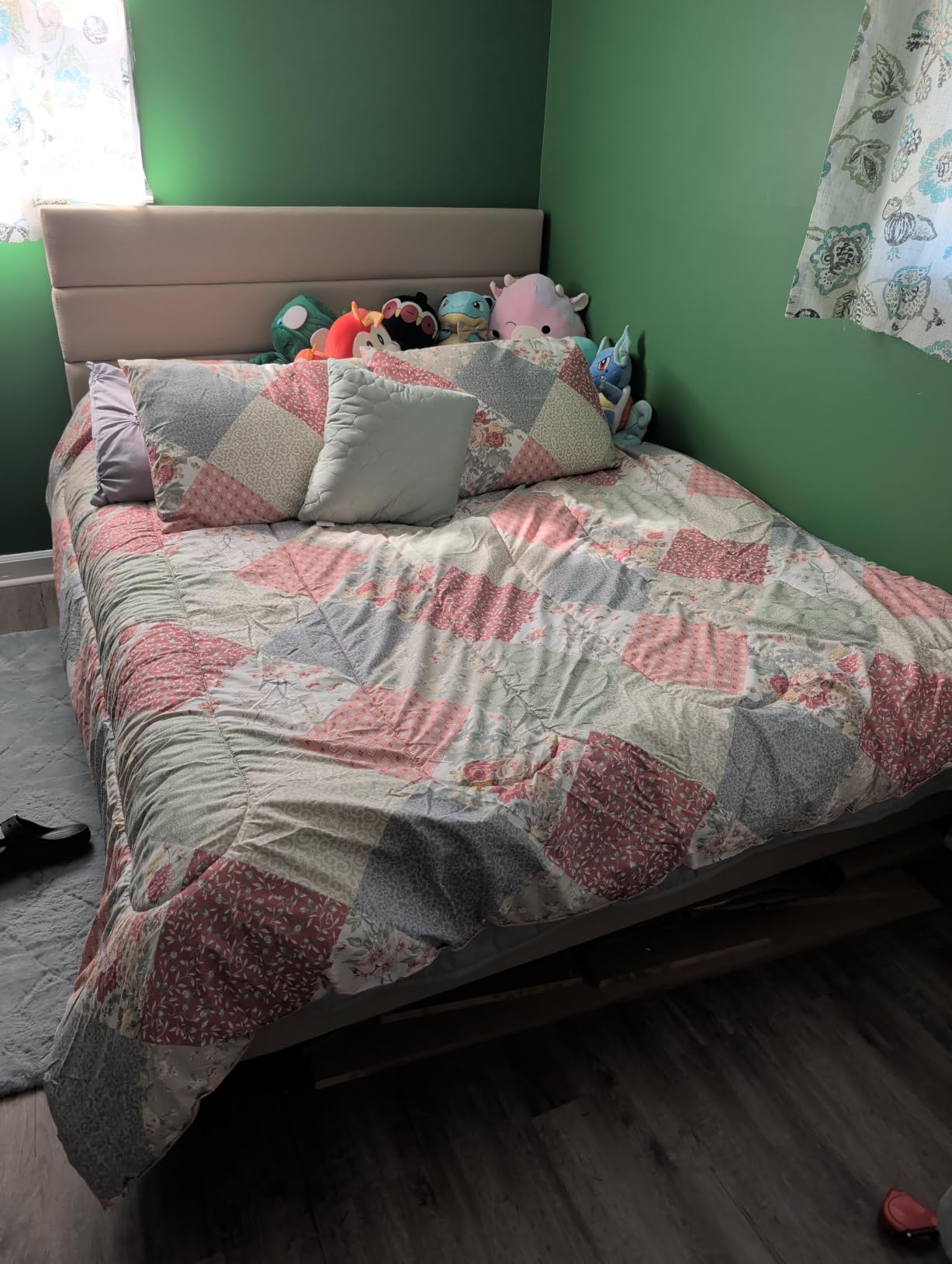 Zinus 10 Inch Queen Green Tea Memory Foam Mattress, Medium Firm Feel customer photo 2