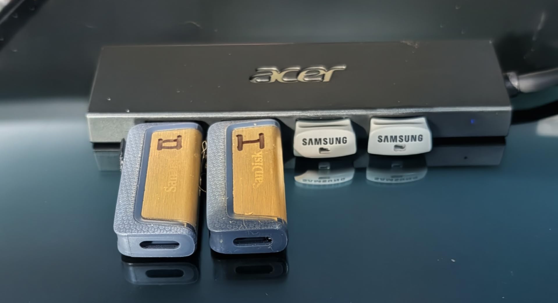 Acer USB Hub 4 Ports, Multiple USB 3.0 Hub, USBA Splitter for Laptop/PC 2FT, Type C Power Port, Extender for 4*USB A Port -Mouse, Keyboard, Flash Drive, U Disk, Printer Compatible with Desktop and More customer photo 1