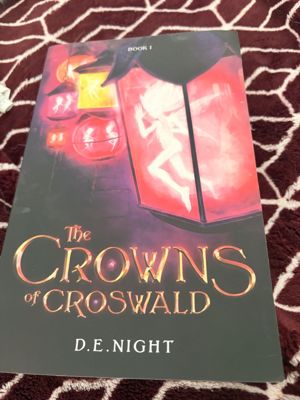 The Crowns of Croswald: A Magical Fantasy Adventure for Tweens and Teens Ages 9-13, Grades 4-7 (Croswald Series Book 1) customer photo 1