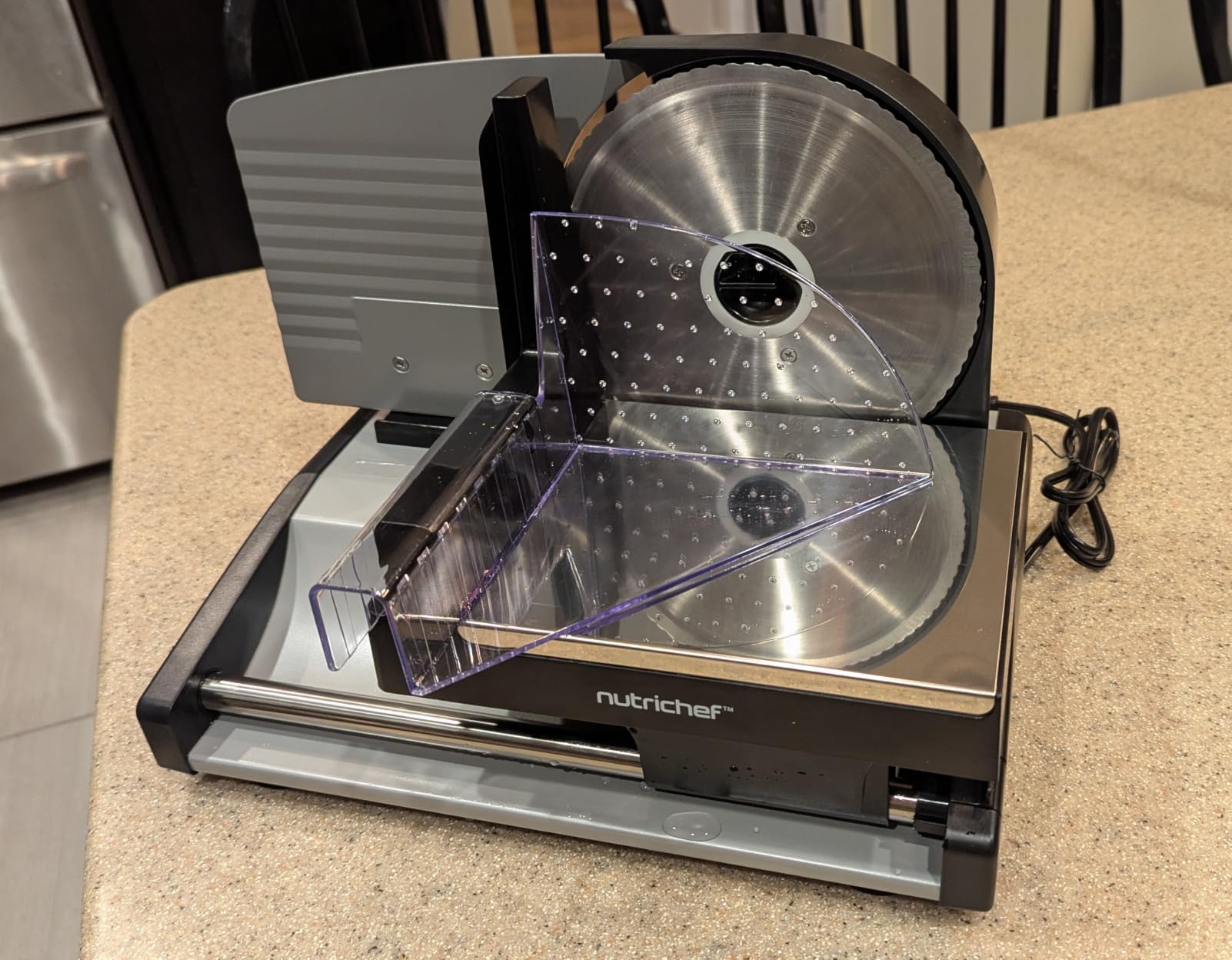 Nutrichef Electric Meat Slicer | 200W Automatic Meat, Deli & Bread Slicer customer photo 2