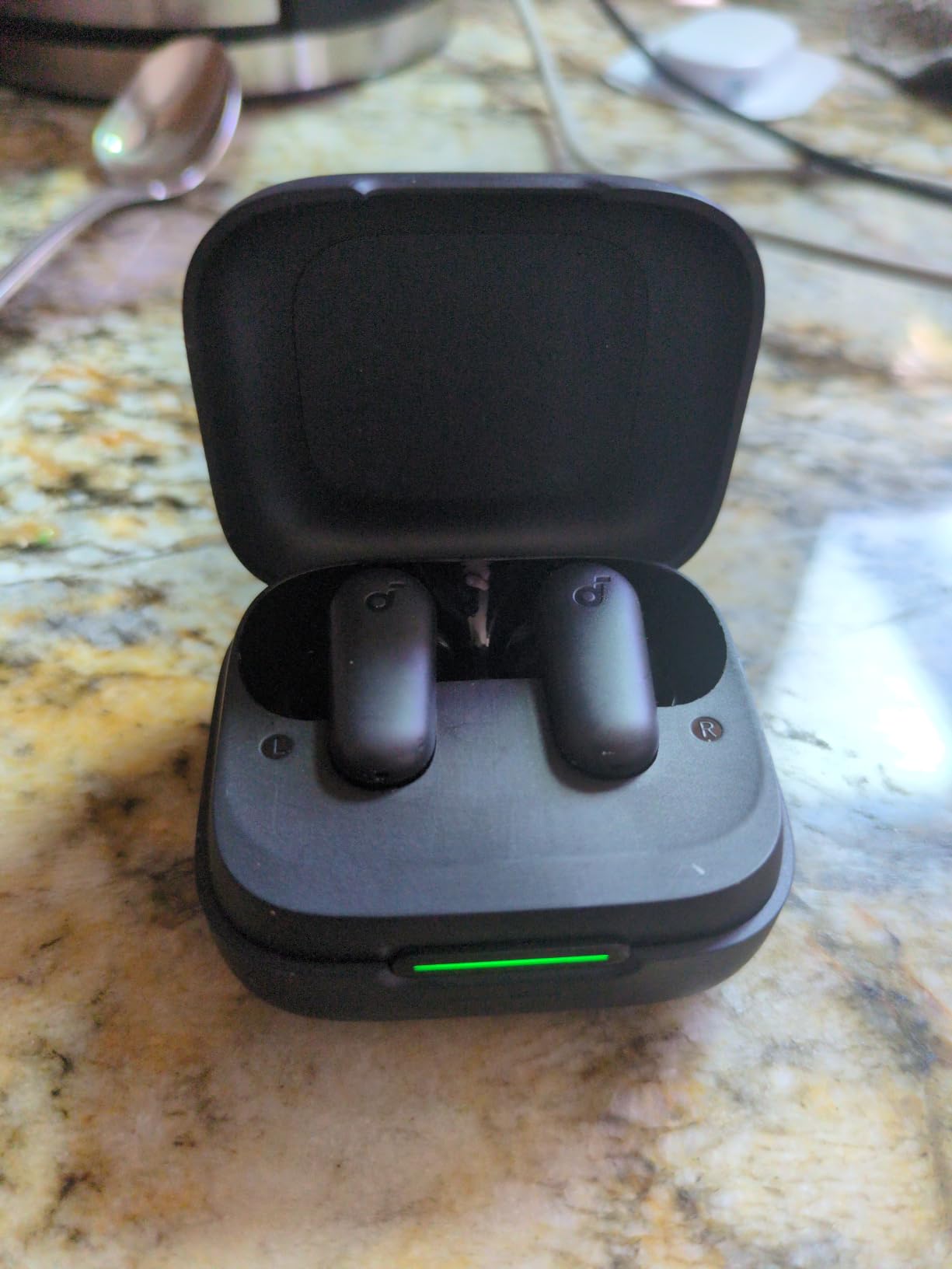 Soundcore P30i by Anker Noise Cancelling Earbuds, 45H Playtime, Bluetooth 5.4, 2-in-1 Case and Phone Stand customer photo 1