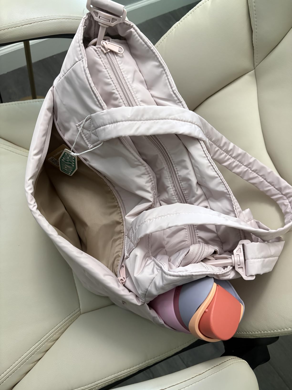 BAGSMART Tote Bag for Women, Lightweight Puffy Tote Bag with Compartments Shoulder Bag Handbag for Travel, Work, Gym | Lightweight customer photo 2