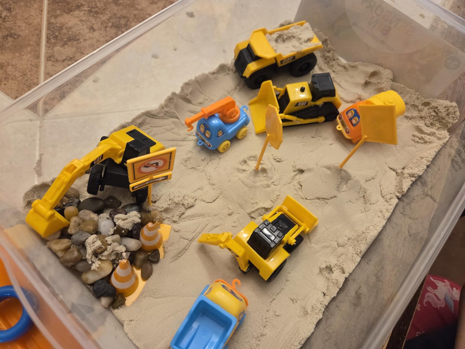 Creativity for Kids Sensory Bin: Beach - Toddler and Preschool Toys, Sensory Box with Toys for Toddlers, Kids Gifts for Toddler Boys and Girls (Ages 3+) customer photo 2