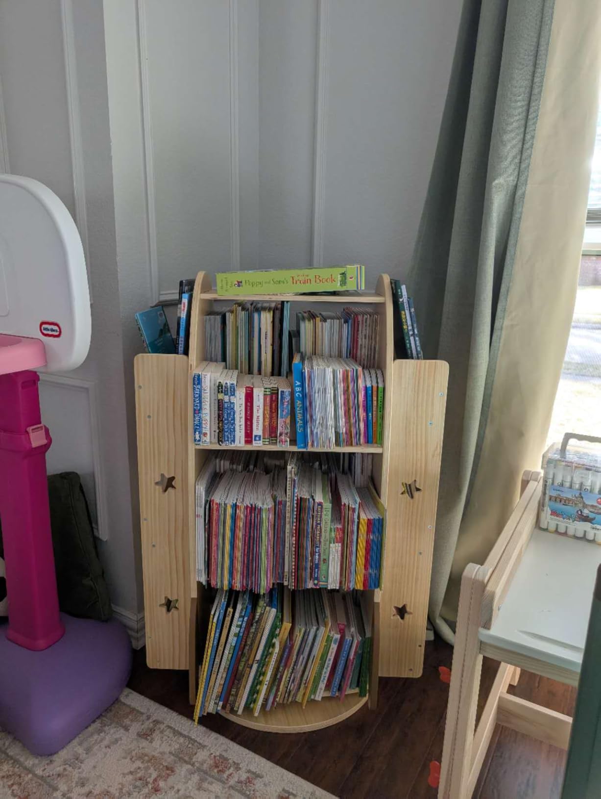 OOOK Kids Rotating Bookshelf Tower, 3 Tier Spinning Floor Standing Montessori Bookshelf Storage Rack, Large Chassis 360 Display for Small Space, Kids Room, Nursery customer photo 1