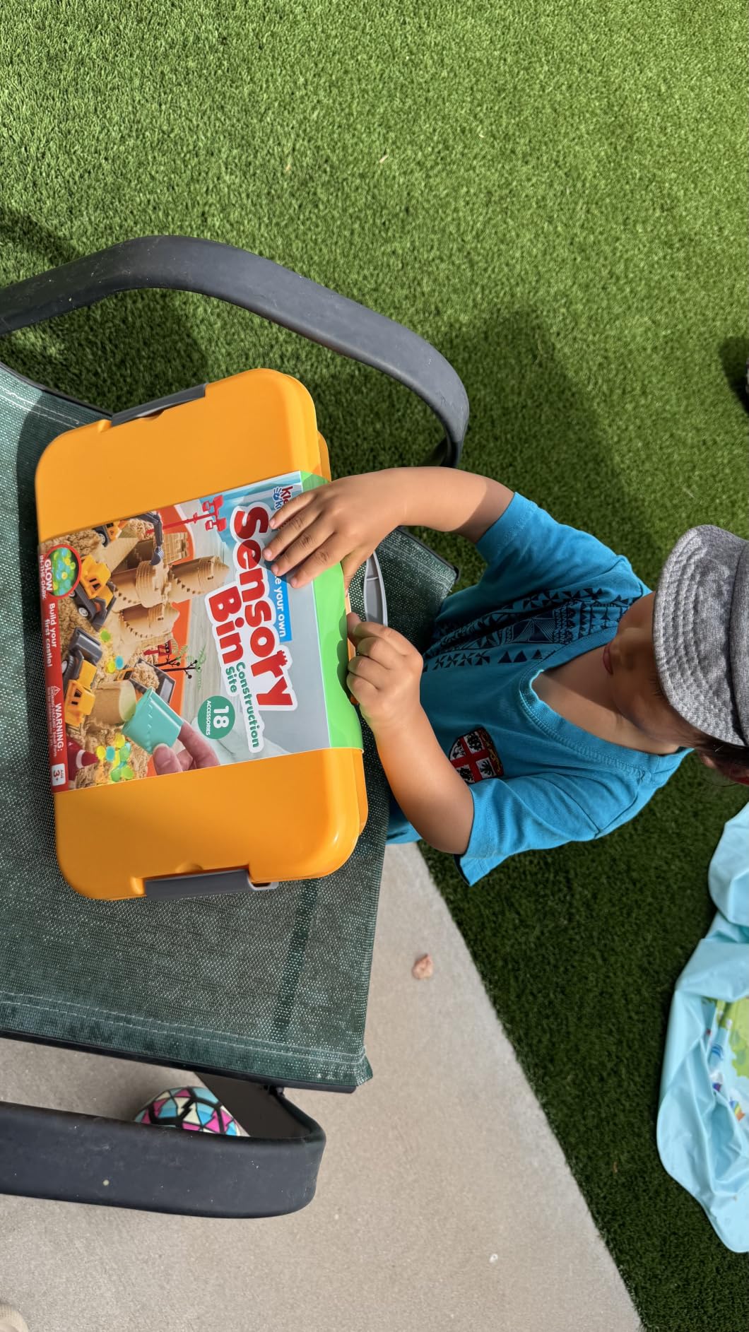 JOVA Klever Kits Construction Sensory Bin for Toddlers with Glow in The Dark Stones, Sandbox with Lid Castle Building kit, Preschool Learning Activities Gifts for Boys Girls Age 3+ customer photo 2