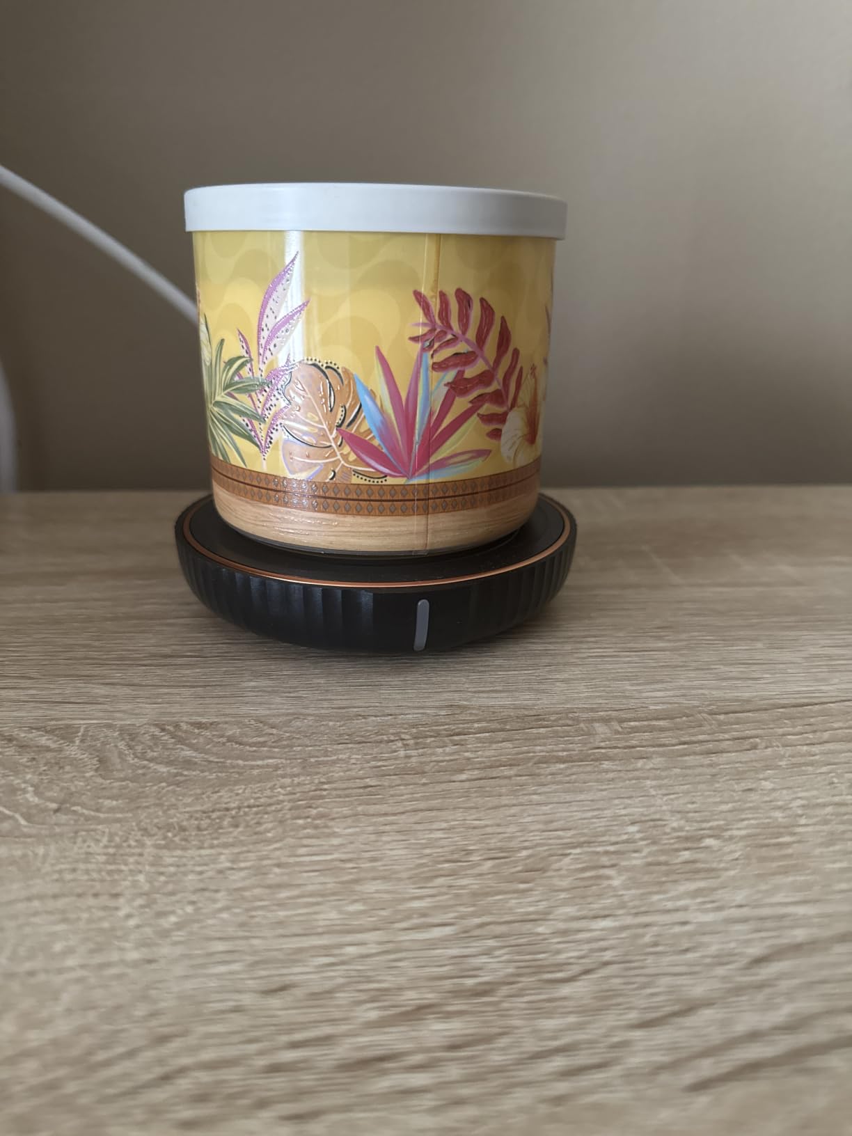 HouseGem Large Candle Warmer Plate - Coffee Cup Mug Warmer for Desk, Candle Melter, Electric Mug Heater for Beverages, Milk & Tea, Coffee Accessories Ideal Gifts Keep Cup Warm (Pink) customer photo 1