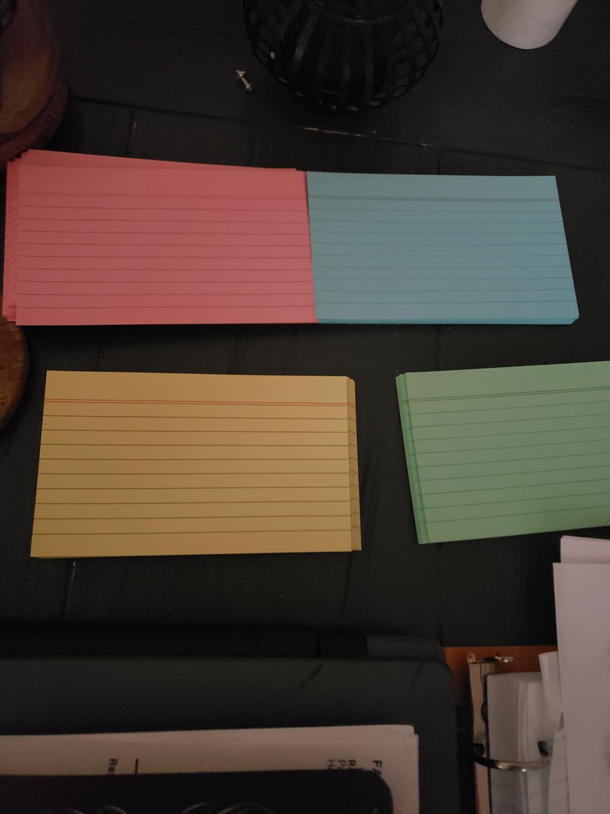 Chell Extra Heavyweight Index Cards 3x5, 100 Count, Pastel Ruled | 80 lb. Cover Weight, Ruled Front and Blank Back, Easy Writing, Not Easy to Penetrate Ink customer photo 1