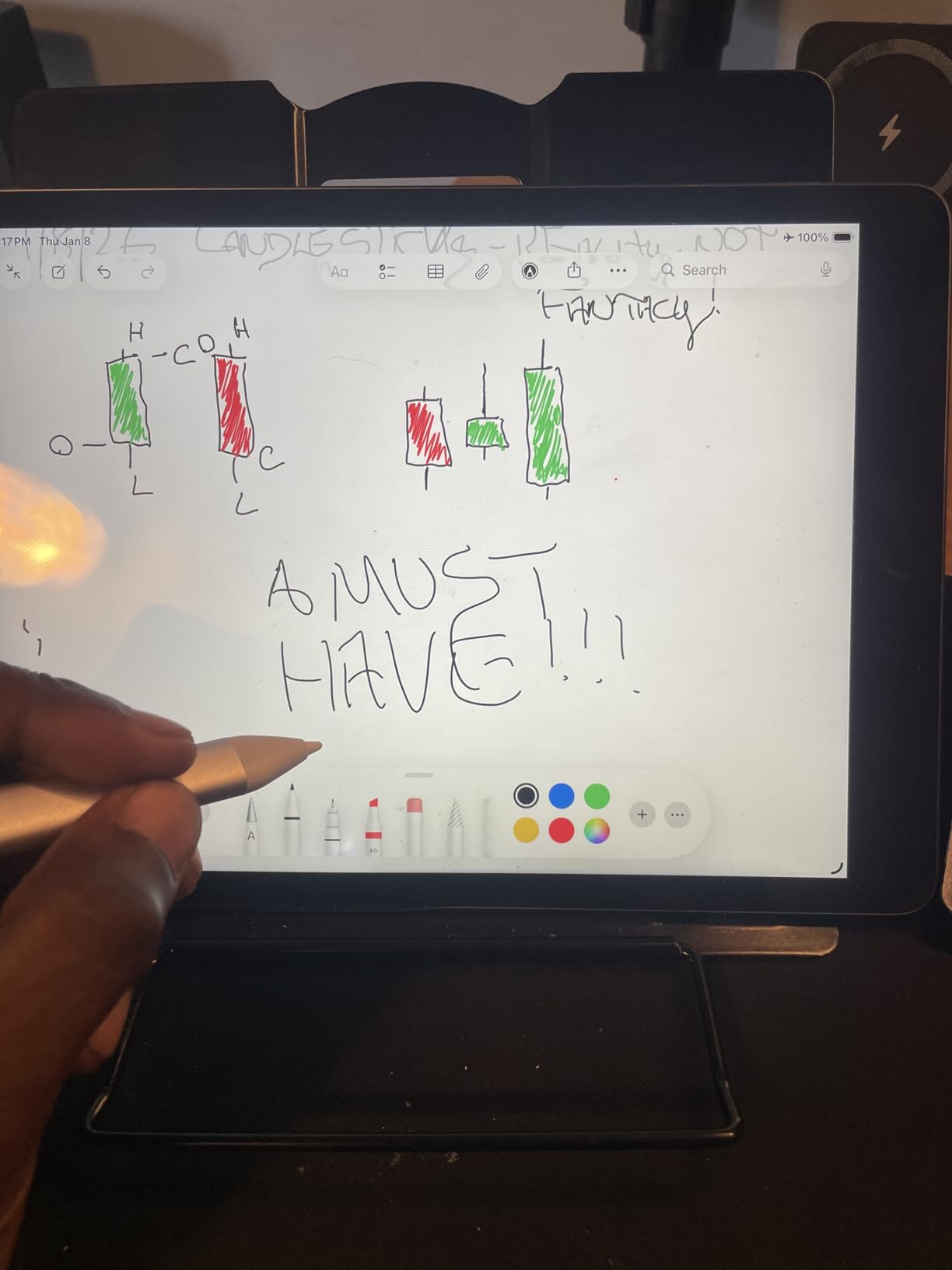 Logitech Crayon Digital Pencil for iPad (USB-C) - Apple Pencil Technology, Anti-Roll Design, Dynamic Smart Tip customer photo 2