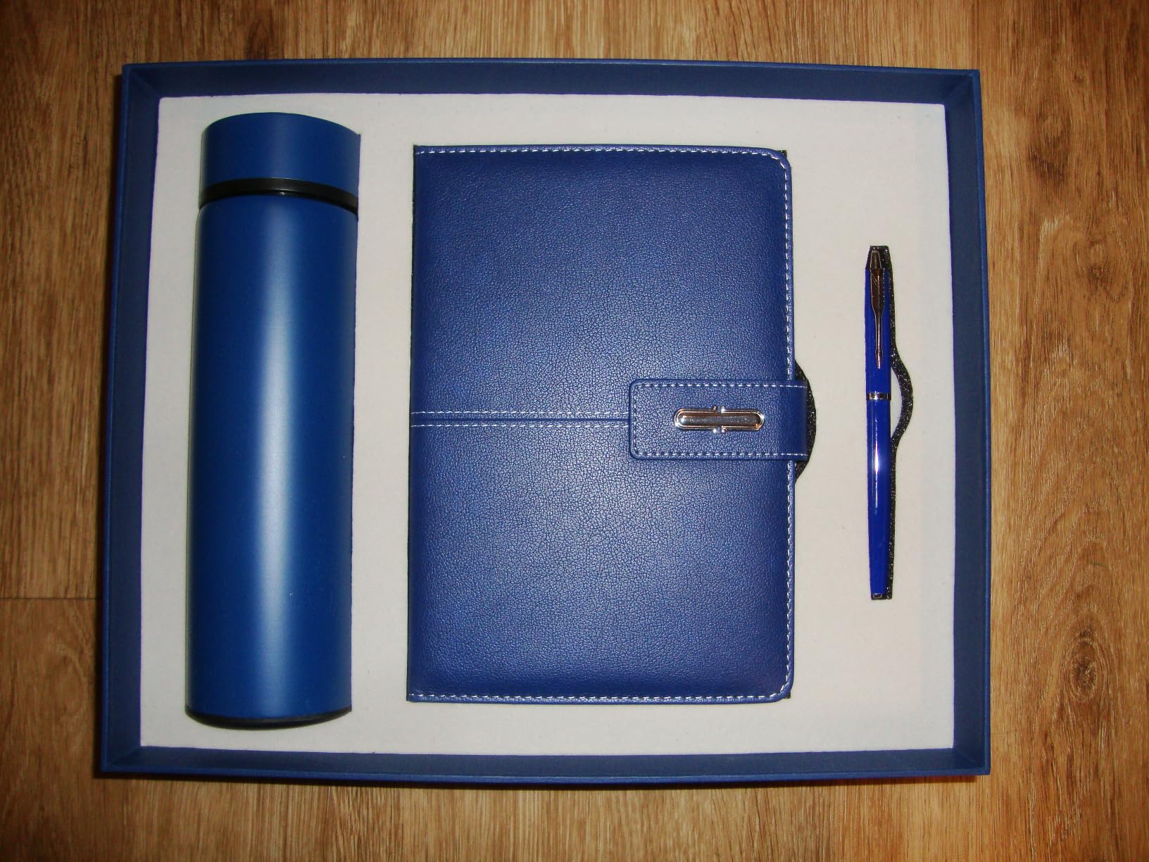 Shadow Breeze A5 Leather Notebook, Insulated Thermos and Executive Pen Gift Set in Premium Gift Box, 172 Pages 100GSM Ruled Pages, 12 oz, Great Gift for Business, School, Home (Black) customer photo 1