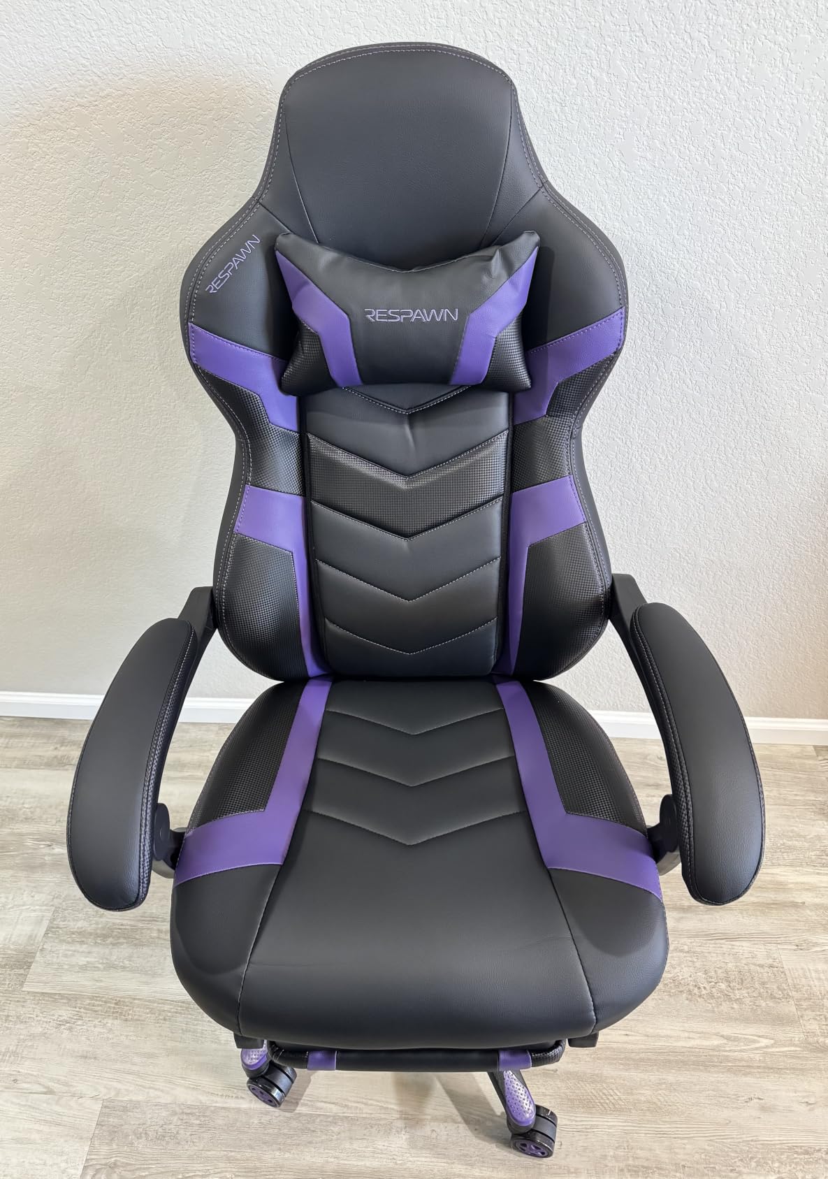 Respawn 110 Pro Ergonomic Gaming Chair with Footrest and Recline | Ergonomic office chair comfort with footrest, lumbar support & 155° recline for work, gaming and relaxing. customer photo 1