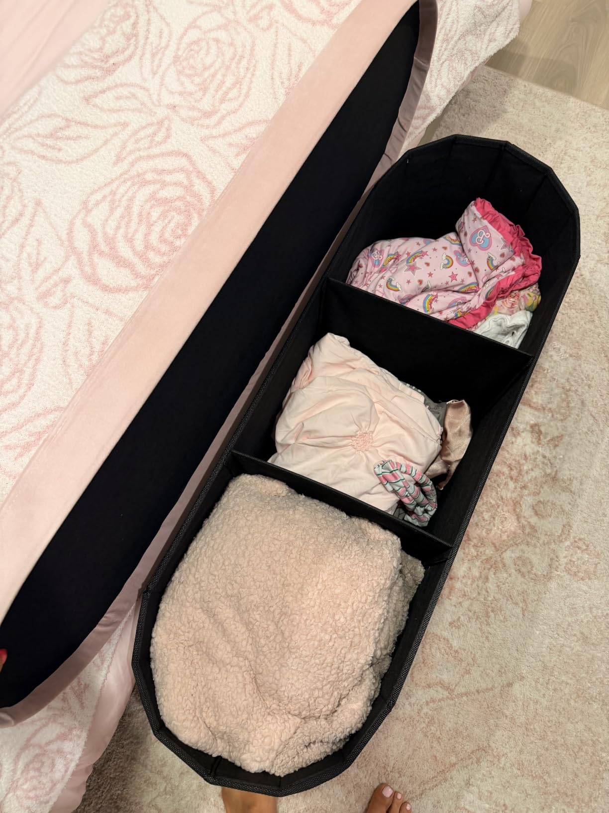 SONGMICS Small Folding Storage Ottoman, Foot Rest Stool, 15 x 15 x 15 Inches, Ottoman with Storage, Load up to 660 lb, for Living Room, Bedroom, Dorm, Cream White ULSF095W01 customer photo 2