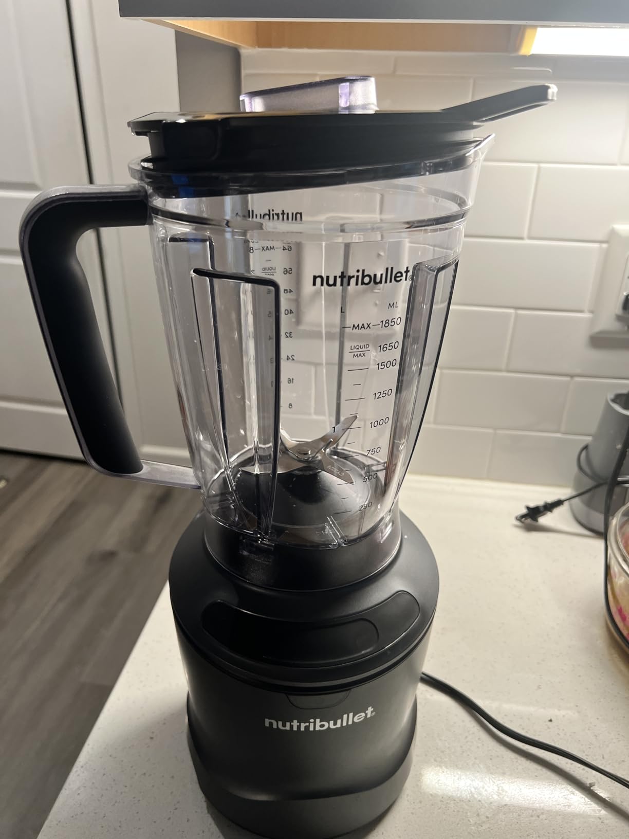 Nutribullet SmartSense Blender Combo, 1400W, 64oz Pitcher with 32oz and 24oz Cups, 5-Speed for Smoothies, Ice and Frozen Fruit, Nut Milk and Soup customer photo 1