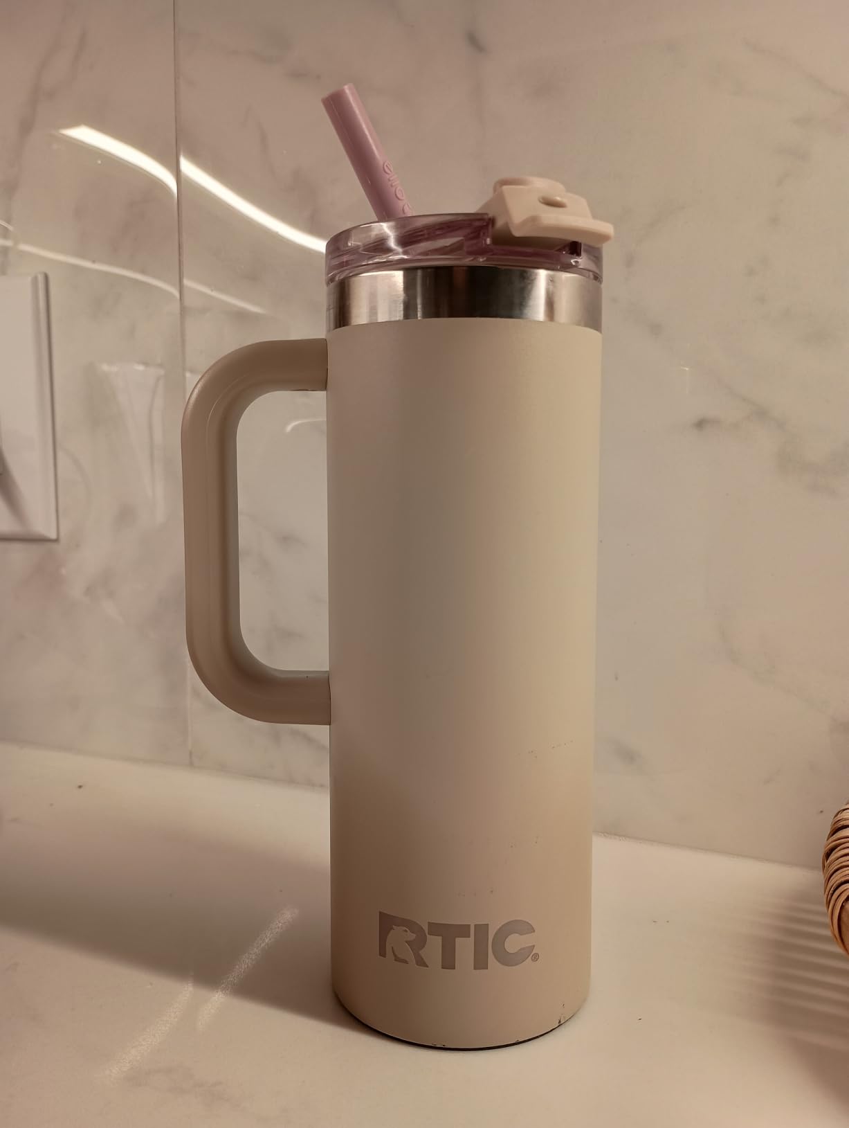 RTIC 20oz Road Trip Travel Mug with Lid and Handle, Ceramic Lined, Black | Stainless Steel Metal, Insulated Travel Cup for Hot and Cold Drinks, Coffee, Car, Camping and Travel customer photo 1