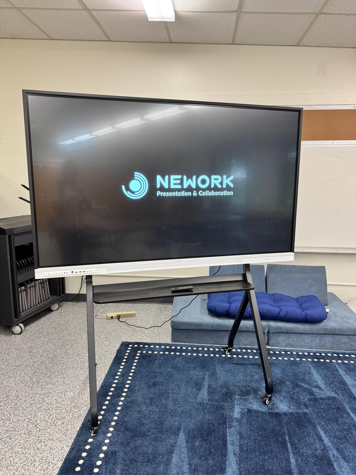 75 Inch 4K Smart Board, Google EDLA-Certified Interactive Whiteboard | Android 14 OS, 50-Point Touch, Wireless Casting,Touchscreen Digital Whiteboard for Classroom Office Home (With Wall Mount) customer photo 1