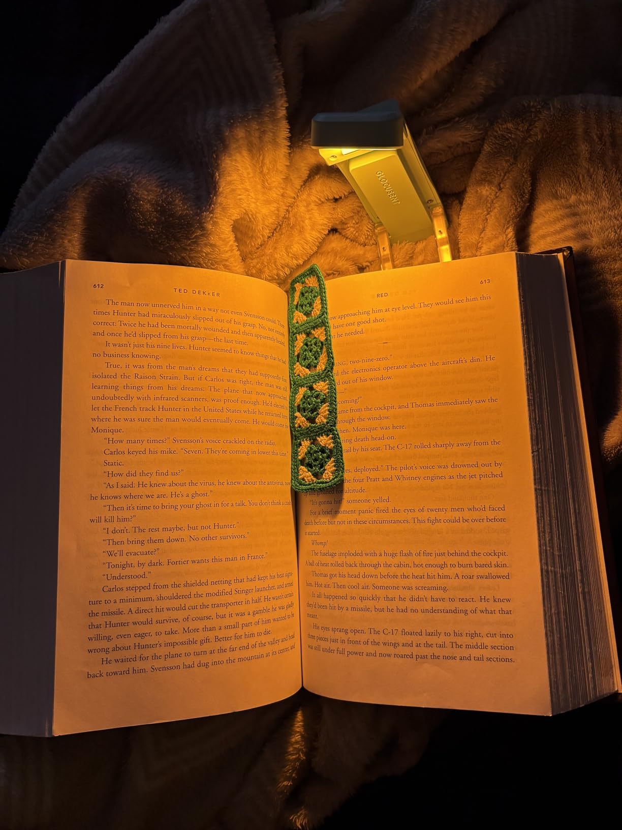 USB Rechargeable Book Light, Portable Clip-on LED Reading Light | 3 Amber Colors & 5 Brightness Dimmable, Bookmark, Eye-Caring, Compact Gift, Women Book Lovers, Christmas, Book Accessories customer photo 2