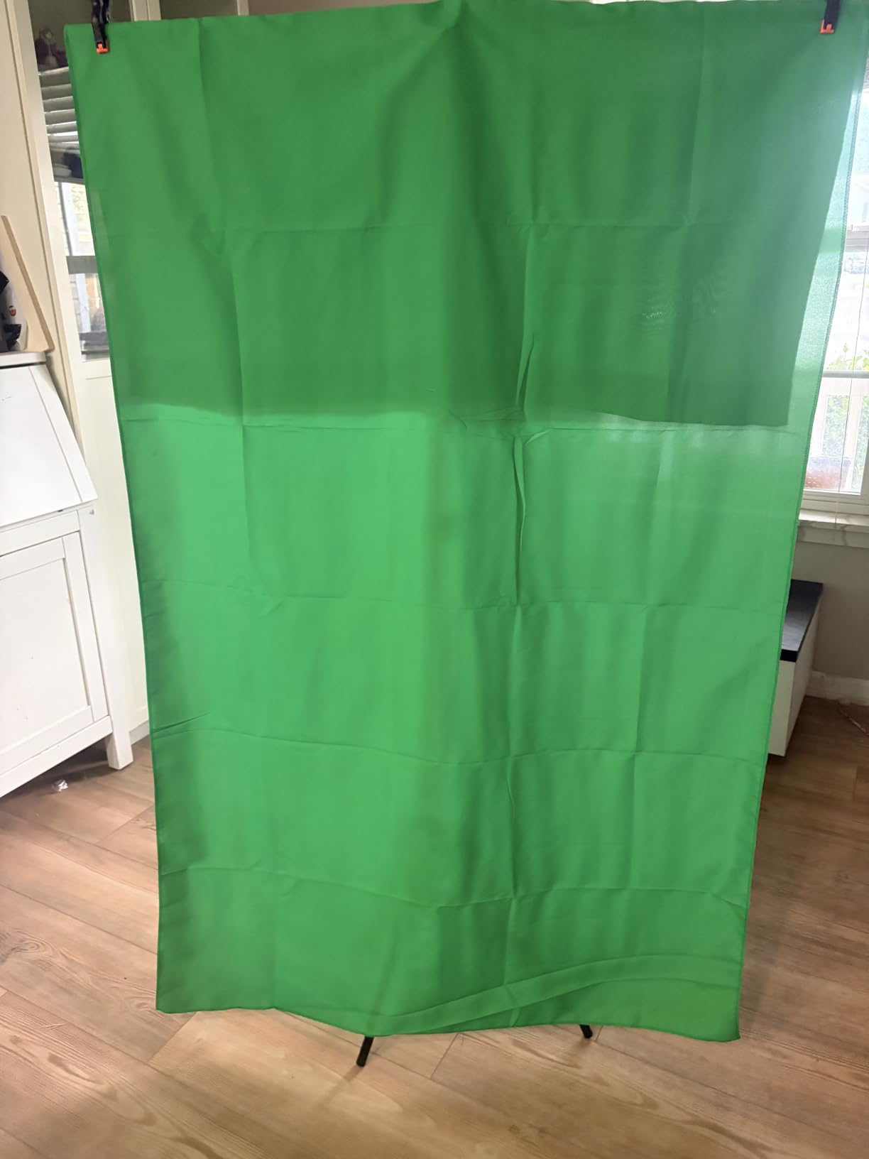 Green Screen Backdrop Kit with Stand, PULUZ 3.2x6.5ft Portable GreenScreen Background Stand, T-Shape Green Screen Stand kit with Clamp Carrying Bag for Streaming Video and Photography Shoots customer photo 1