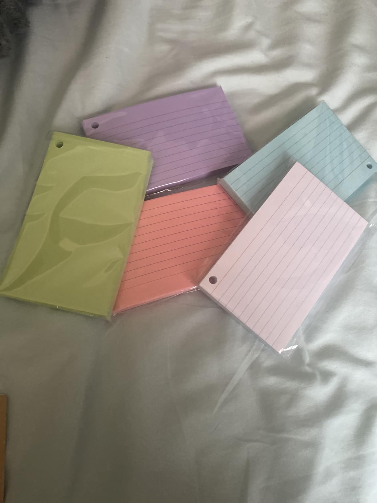 250 Count Colored Index Cards 3x5 Inch with Key Ring, 180gsm Heavy Weight Flash Cards 5 Color (50 Sheets Each) Portable Note Taking for Students, Teachers, Study Note Cards customer photo 1