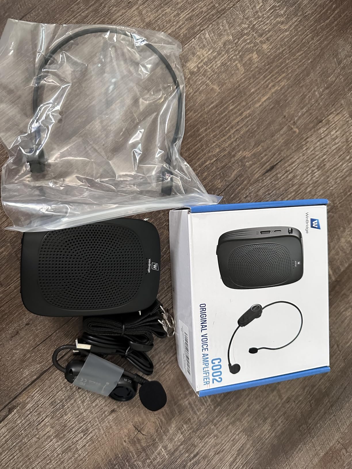 15W Wireless Voice Amplifier with Headset Microphone | Speaker with Microphone,Bluetooth Mic Headset Speaker for Teachers Elderly,Portable PA System for Classroom C002 customer photo 1