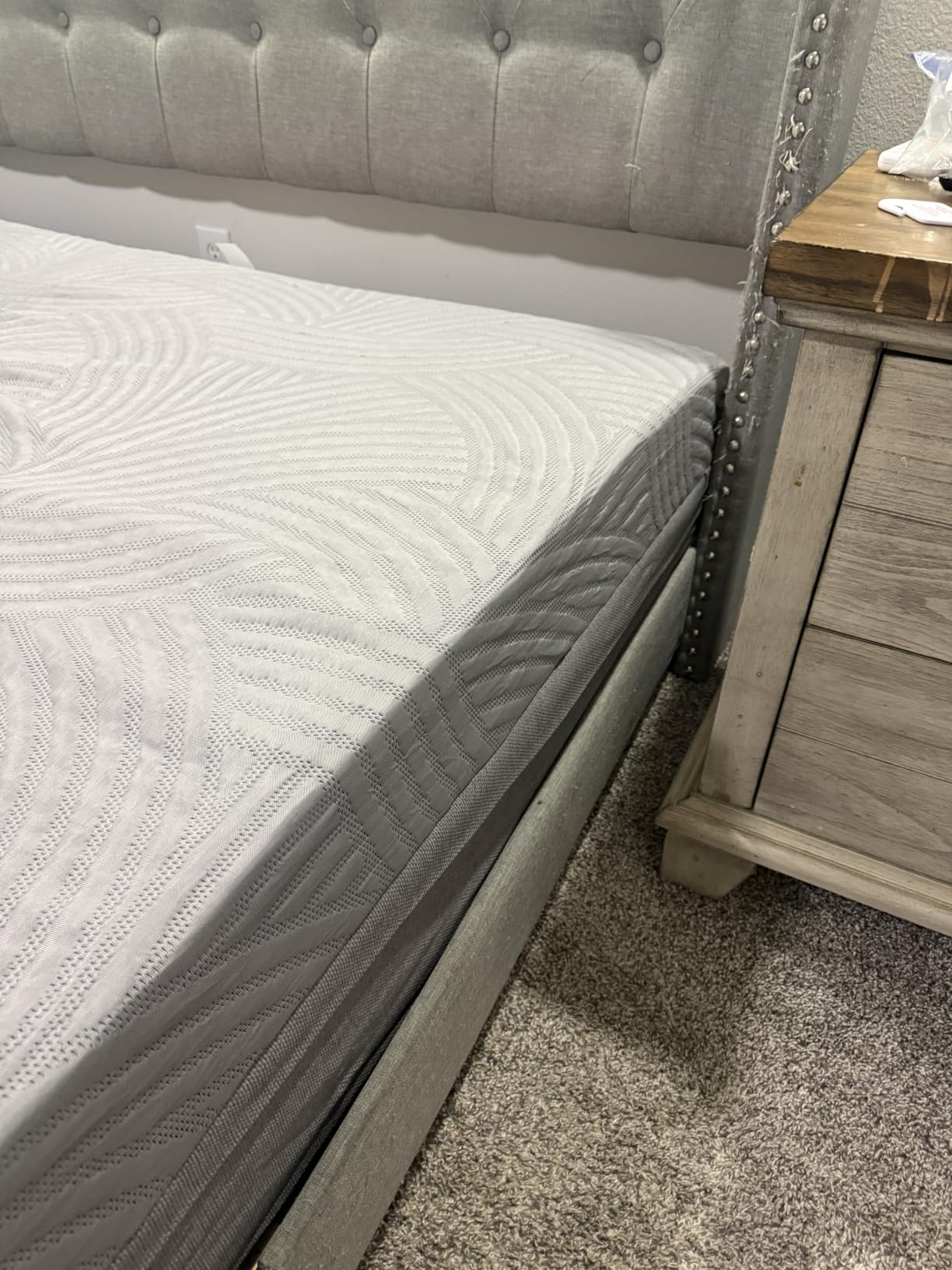 Sweetnight CoolNest 14 Inch King Size Mattress,Cooling Memory Foam Mattress customer photo 2