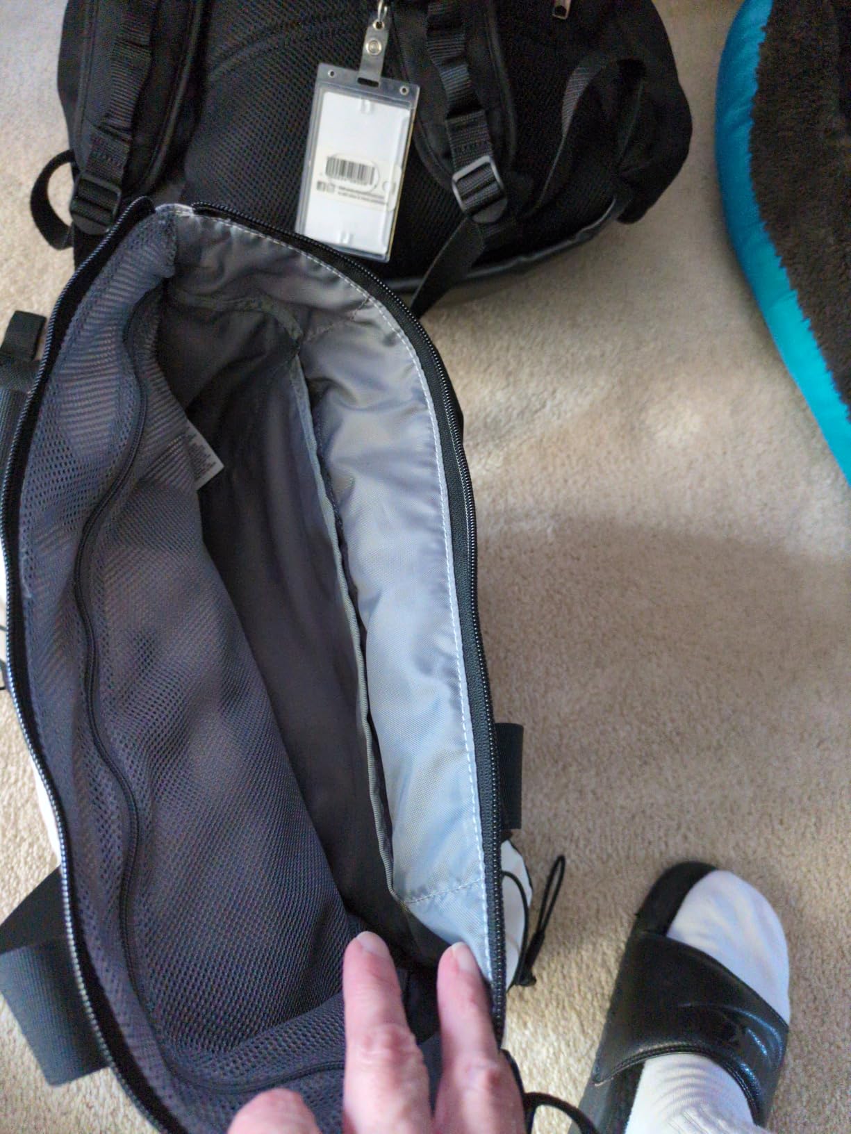 THE NORTH FACE Borealis Tote Bag | Over Shoulder & Backpack Carry Options, Water Repellent, 16