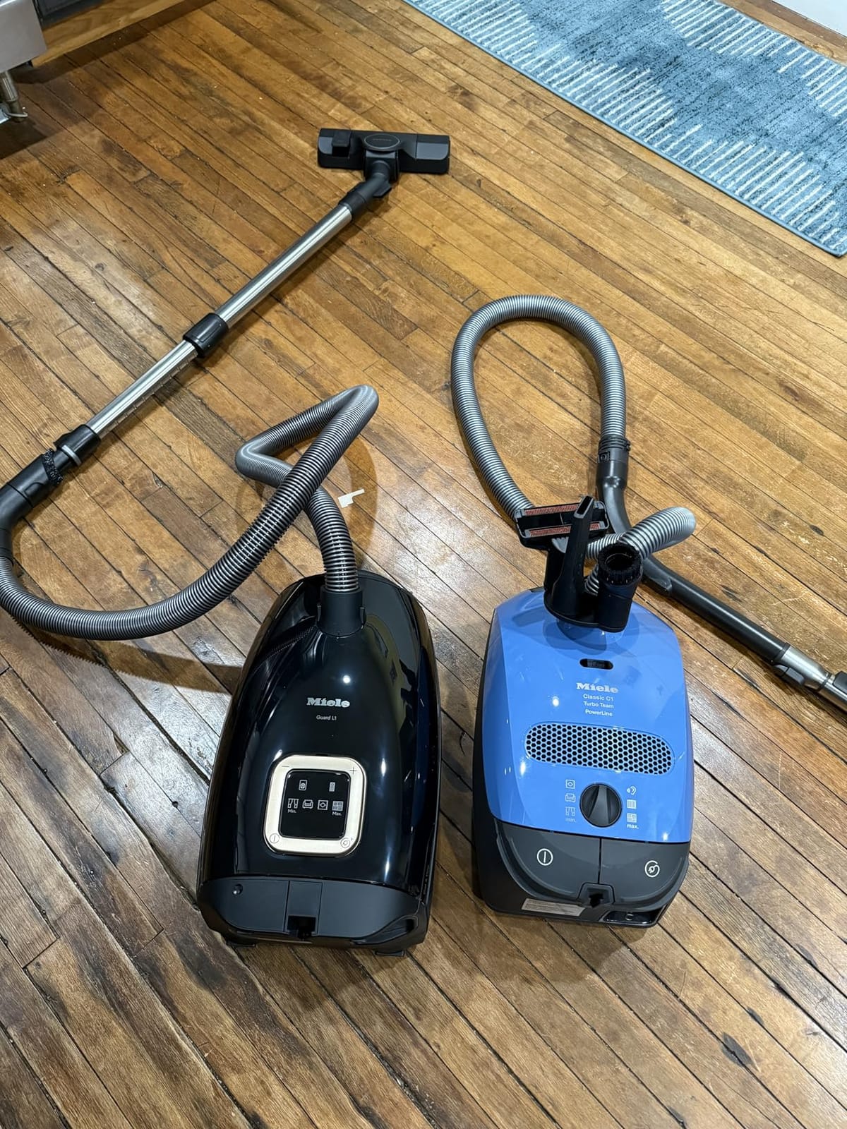 Miele Guard L1 Cat & Dog Bagged Canister Vacuum for Hard Floors & Low-Med Carpet customer photo 1