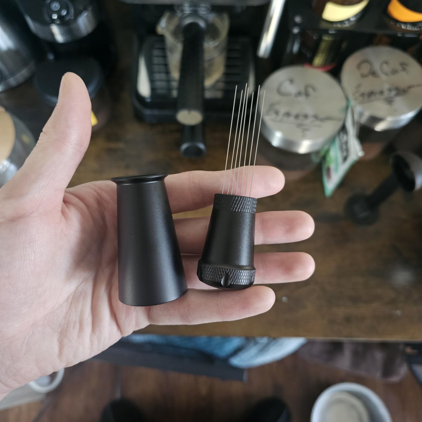 Conical Burr Coffee Grinder, Anti-Static, 0.1s Single/Double Shot Timer | 34 Grind Settings, Smart Memory, Custom Grind Time, 40mm Burr, Direct-to-Portafilter, Easy Cleanup, Espresso to French Press customer photo 1