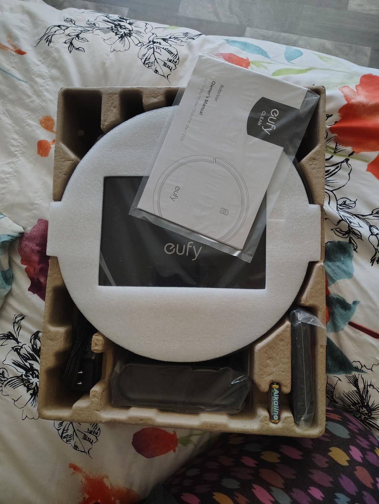 eufy C28 Robot Vacuum Cleaner and Mop Combo, 15,000 Pa, HydroJet Roller Mop | Zero-Tangle for Pet Hair, Auto Mop Washing & Drying, Self-Emptying & Refilling, Upgraded from X10 Pro, 2026 New customer photo 2